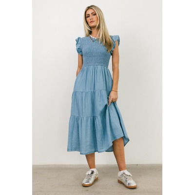 A Summer to Remember: The Story of Beth and Her Floral Midi Dress