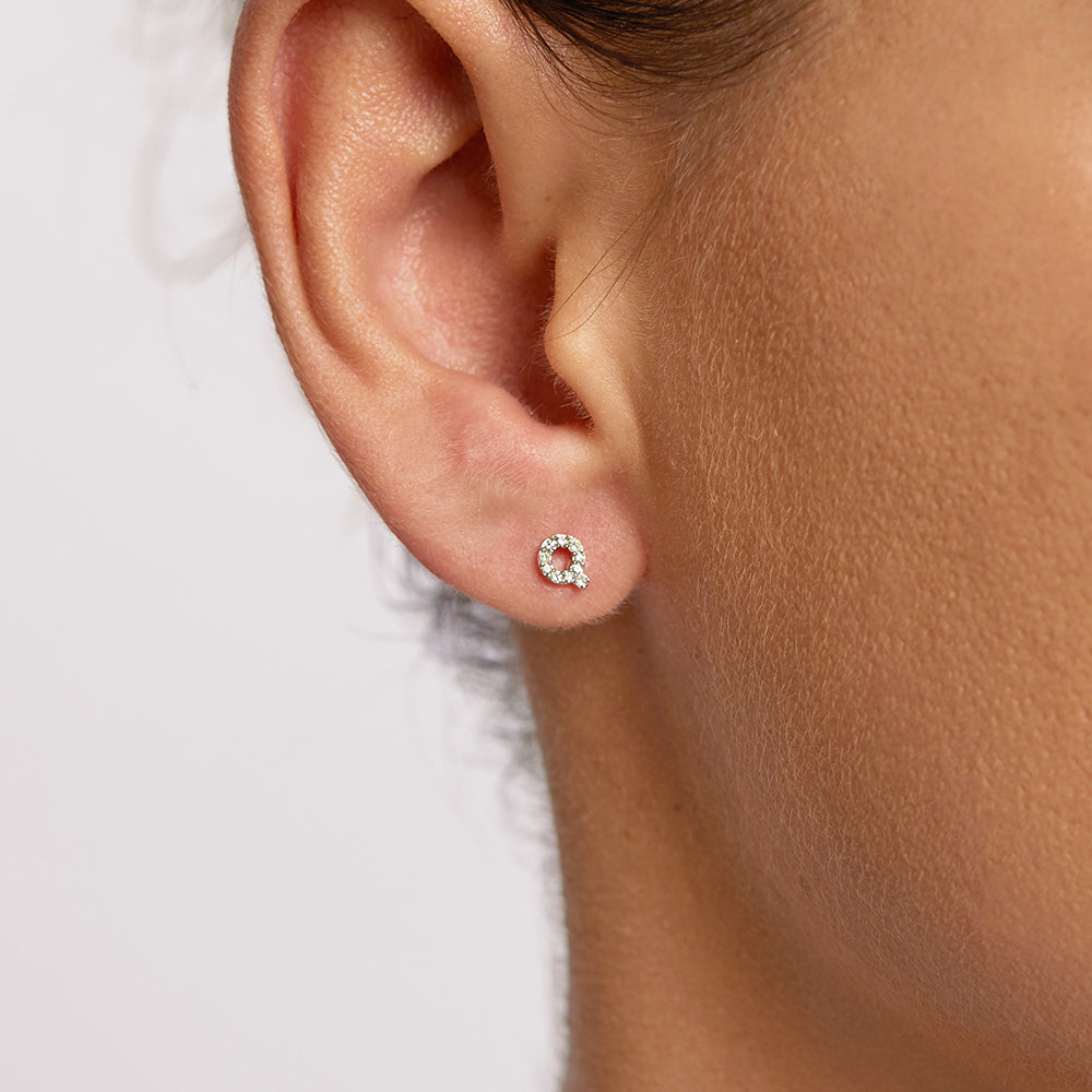 10k Gold Diamond Letter Q Single Stud Earring - Elegant Initial Jewelry for Women, Perfect for Gifts, Birthdays & Everyday Wear
