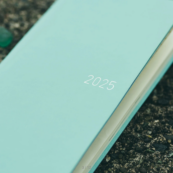 Hobonichi Techo 2025 Planner - Vanilla Soda Weeks Softcover, Weekly Horizontal Layout, English Edition (January Start, Monday Start) | Perfect for Journaling, Productivity & Daily Planning