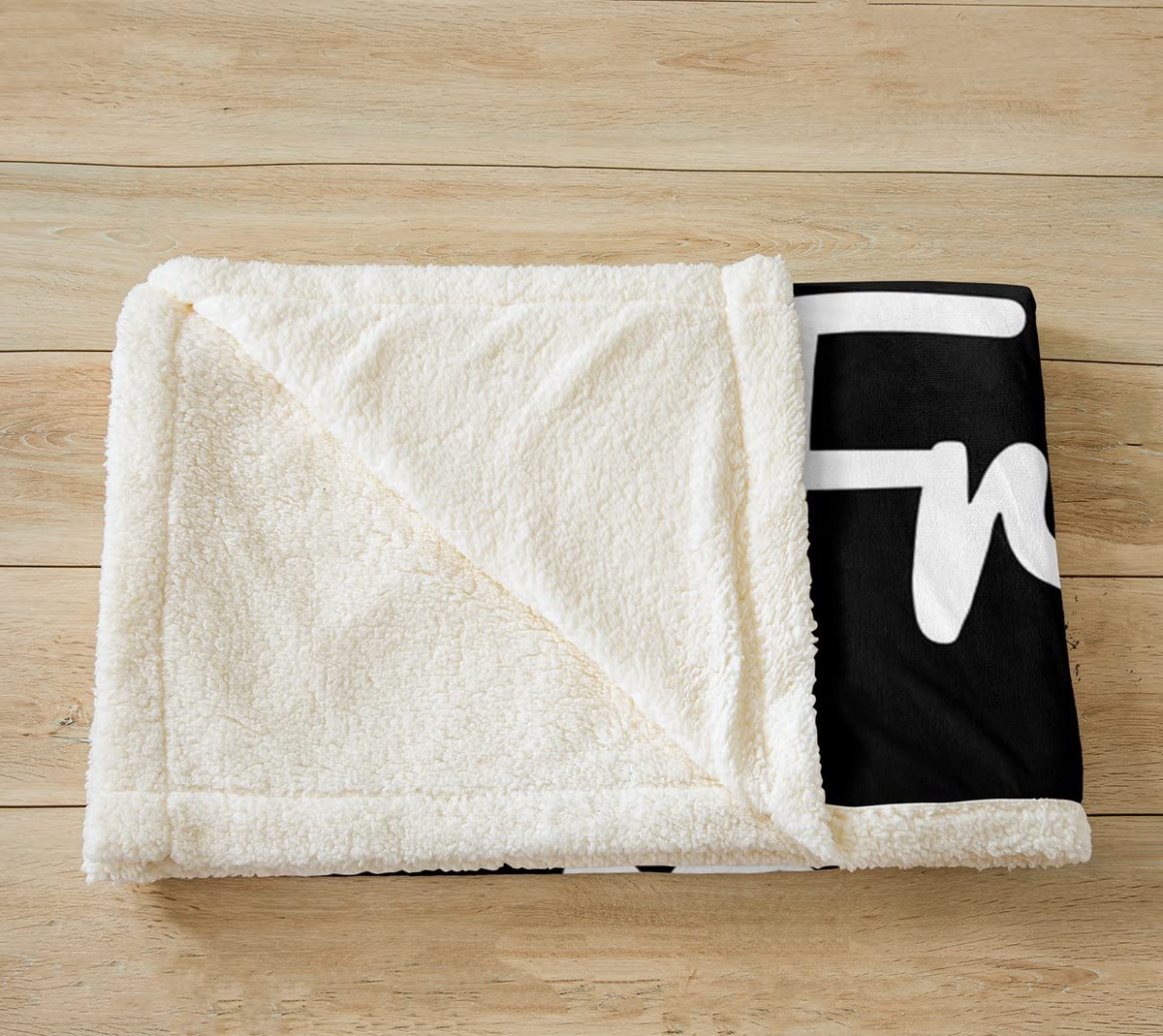 Soft Frenchie Puppy Flannel Blanket - Black & White Bulldog Cozy Throw for Kids & Adults | Christmas Gift, Pet Lover Present | Warm Polyester Blanket for Couch, Bed, Sofa | Twin Size 60x80 Inches | Perfect for Family Movie Nights & Winter Snuggles