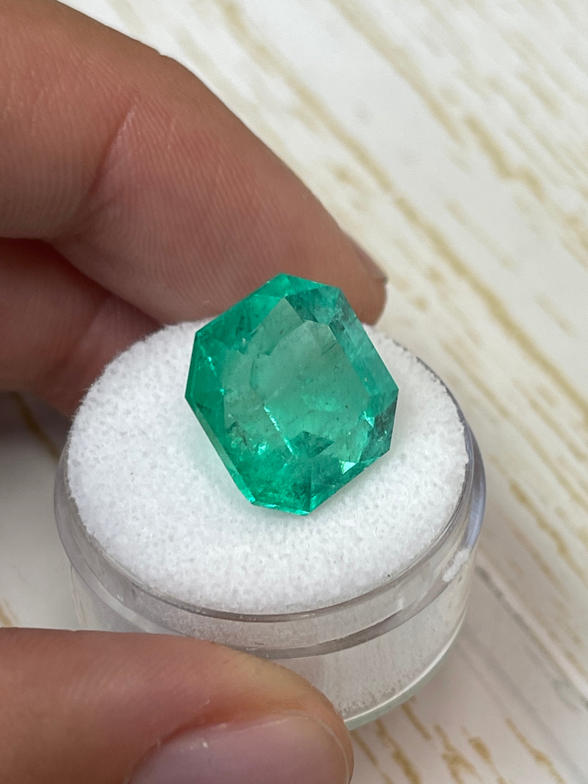 14.5x14mm Dark Green Natural Loose Colombian Emerald - 13.46 Carat Asscher Cut Gemstone for Jewelry Making & Engagement Rings