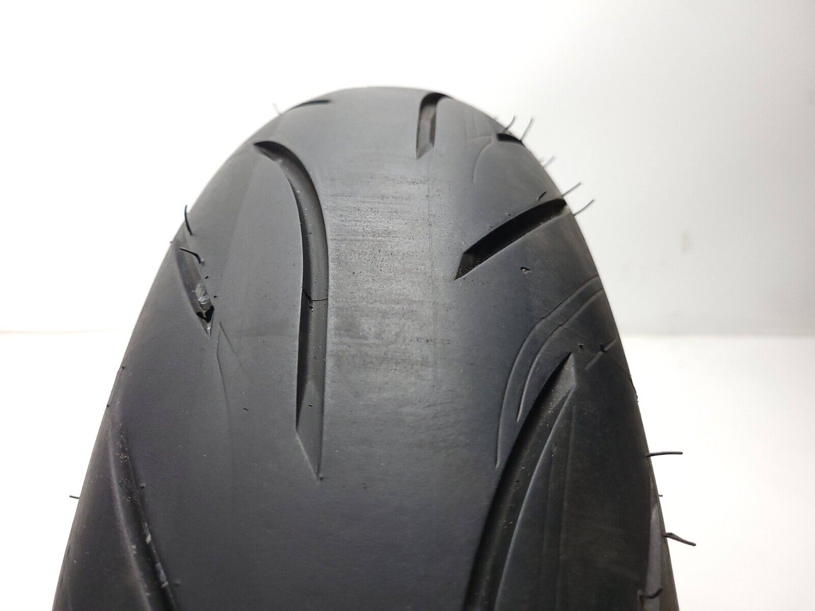 Original Ducati Monster M600 M620 Front & Rear Wheel Set R17 Pair - OEM Replacement Parts for Motorcycle Repair & Custom Builds - Perfect for Racing, Street Riding & Bike Restoration Projects