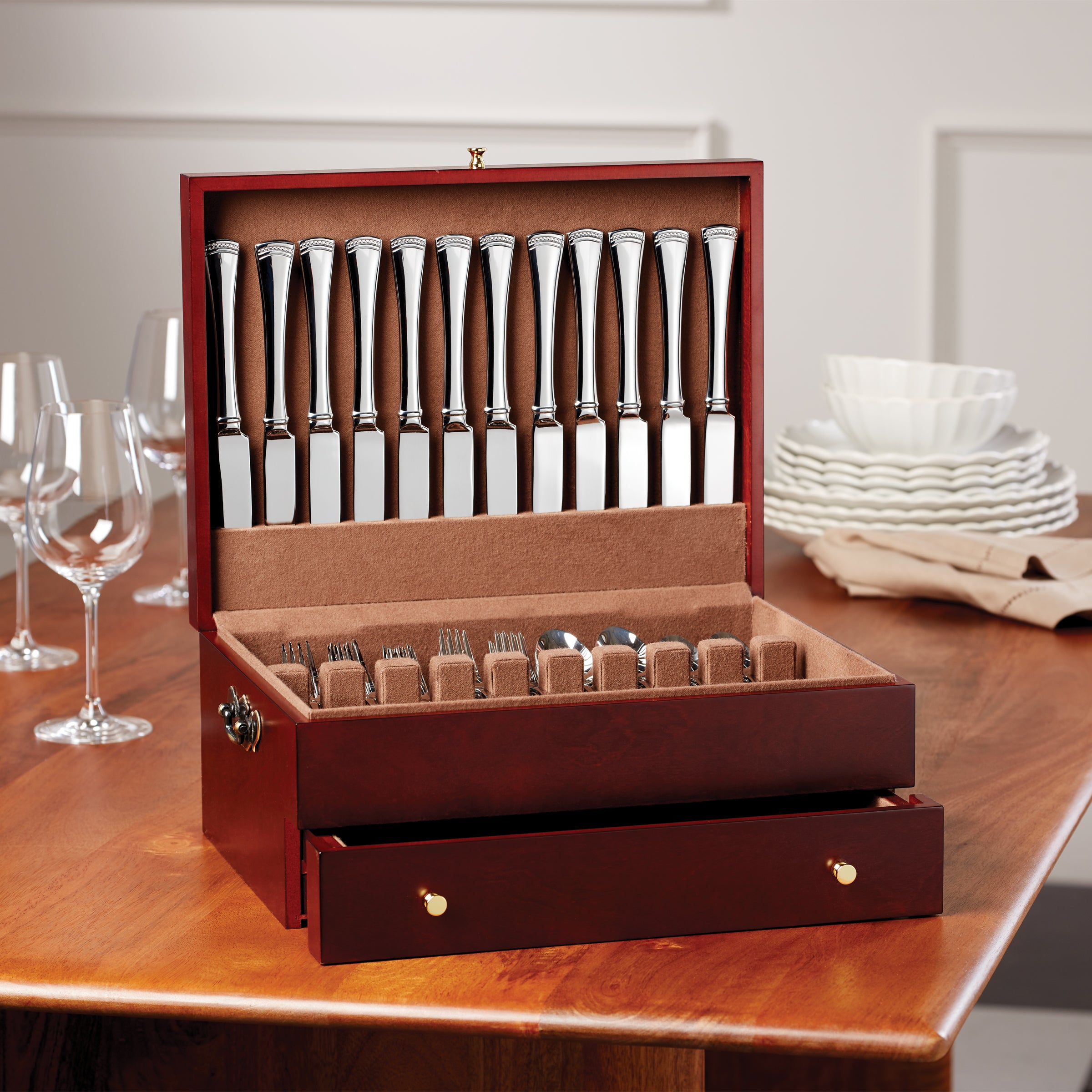 Premium Mahogany Flatware Chest Set - Elegant Silverware Storage Box for Dining & Entertaining - Perfect for Weddings, Gifts & Home Organization
