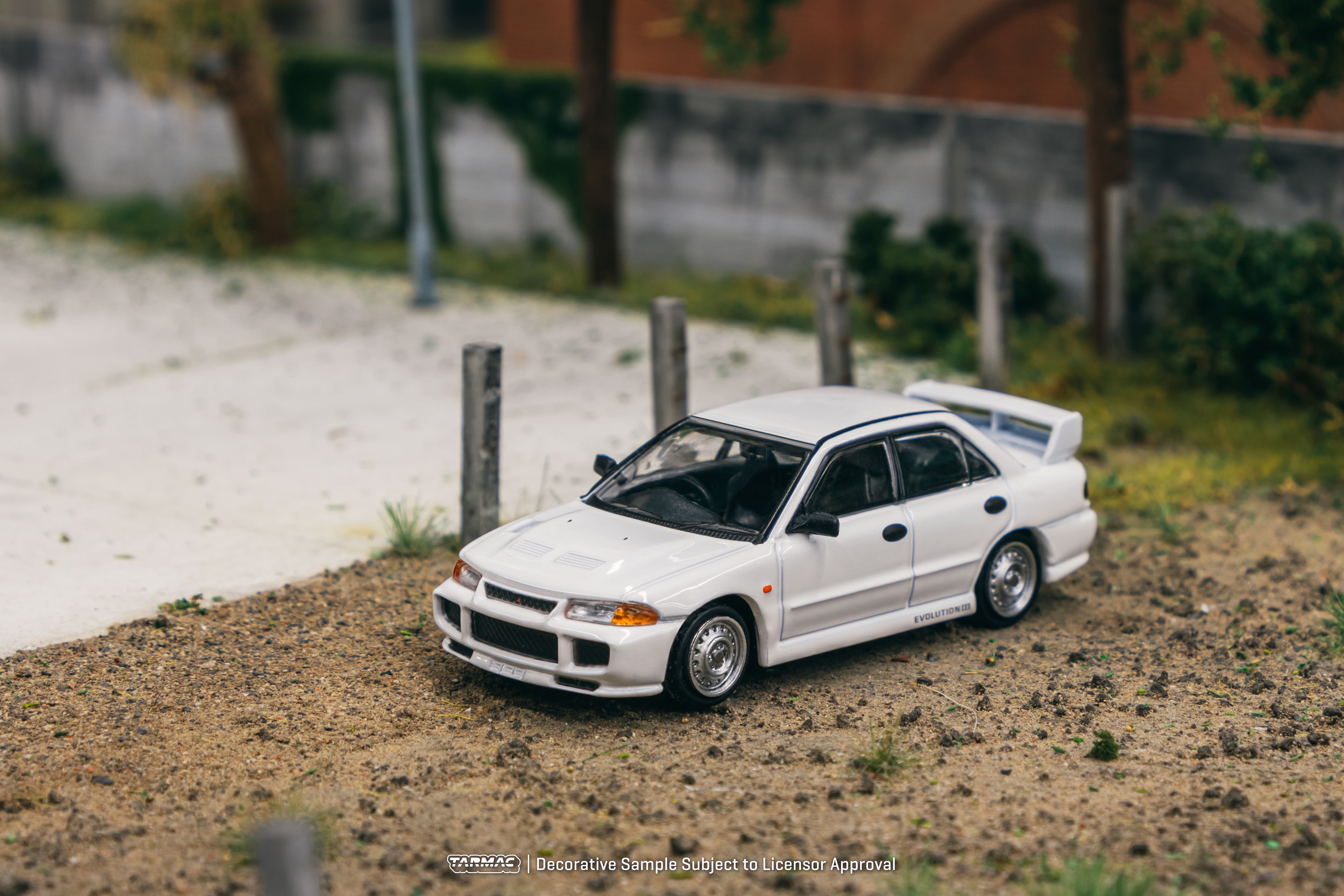 Tarmac Works 1/64 Scale Mitsubishi Lancer Evolution III RS White - Lamley Special Edition Diecast Model Car - Collectible for Car Enthusiasts & Perfect for Display or Racing Scenes