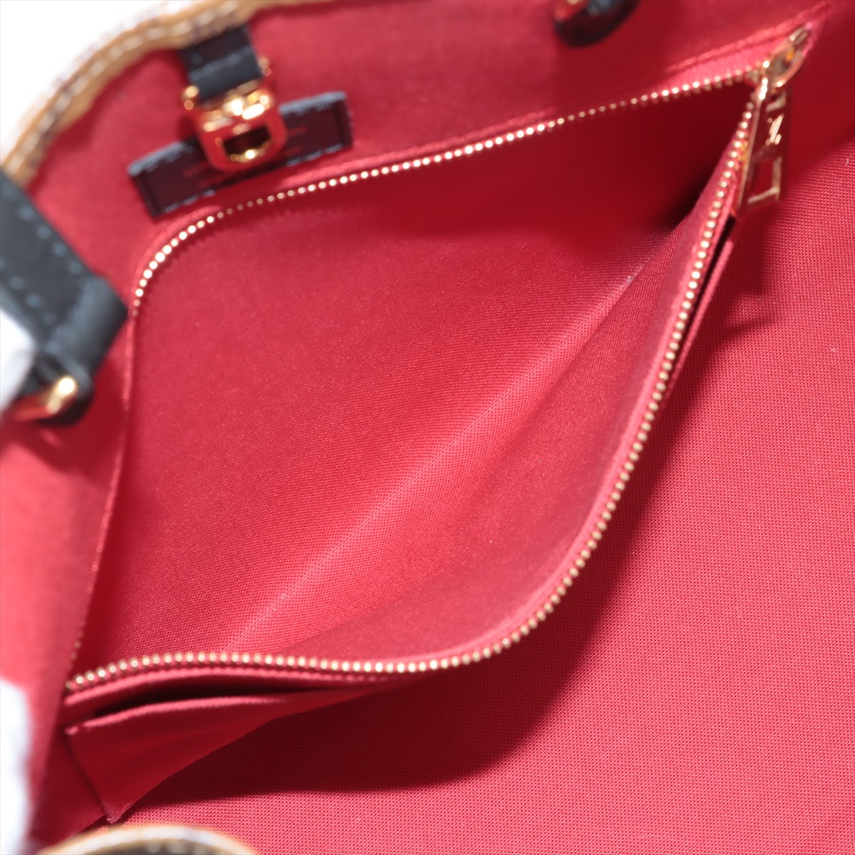 Louis Vuitton Monogram Giant Reverse On the Go MM Tote Bag - Preorder Now | Luxury Designer Handbag for Women, Work, Travel & Everyday Use
