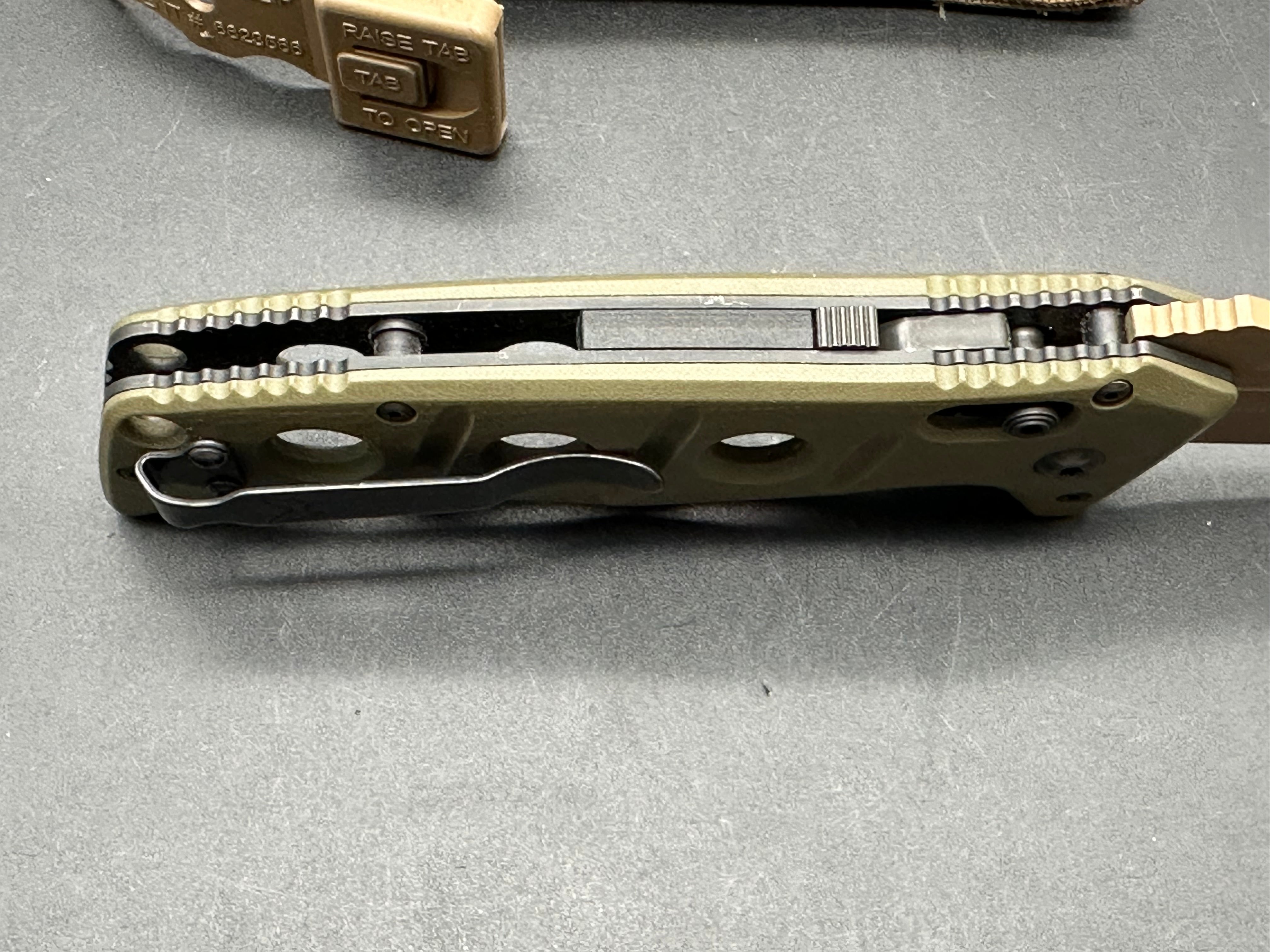 Benchmade Large Adamas Automatic Knife - Premium Folding Pocket Knife with Durable Blade for Outdoor, Camping, Hunting & EDC Use