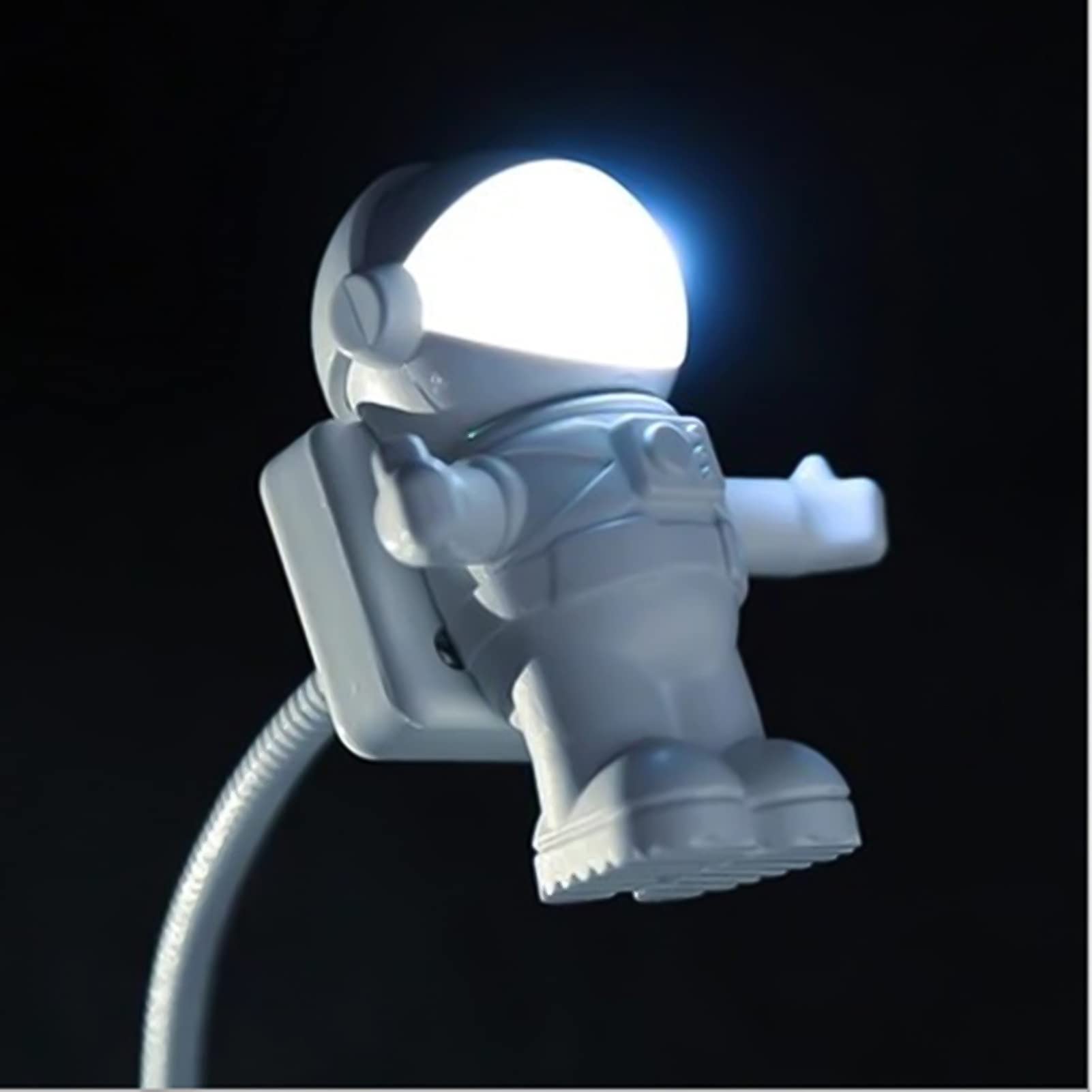 Creative Astronaut LED Night Light for Kids - USB-Powered Spaceman Desk Lamp, Cartoon Novelty Light for Bedroom, Study & Nursery | Perfect for Reading, Gaming & Nighttime Comfort