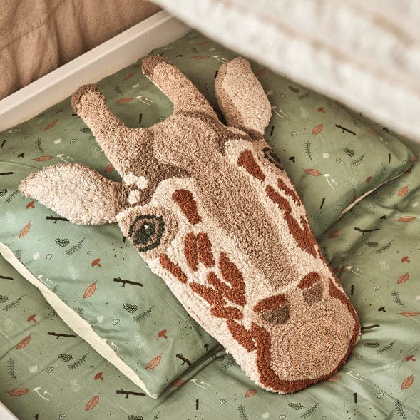Soft Tufted Giraffe Pillow - Plush Animal Print Decorative Throw Cushion for Nursery, Kids Room, or Bohemian Home Decor - Perfect for Sofa, Bed, and Reading Nook