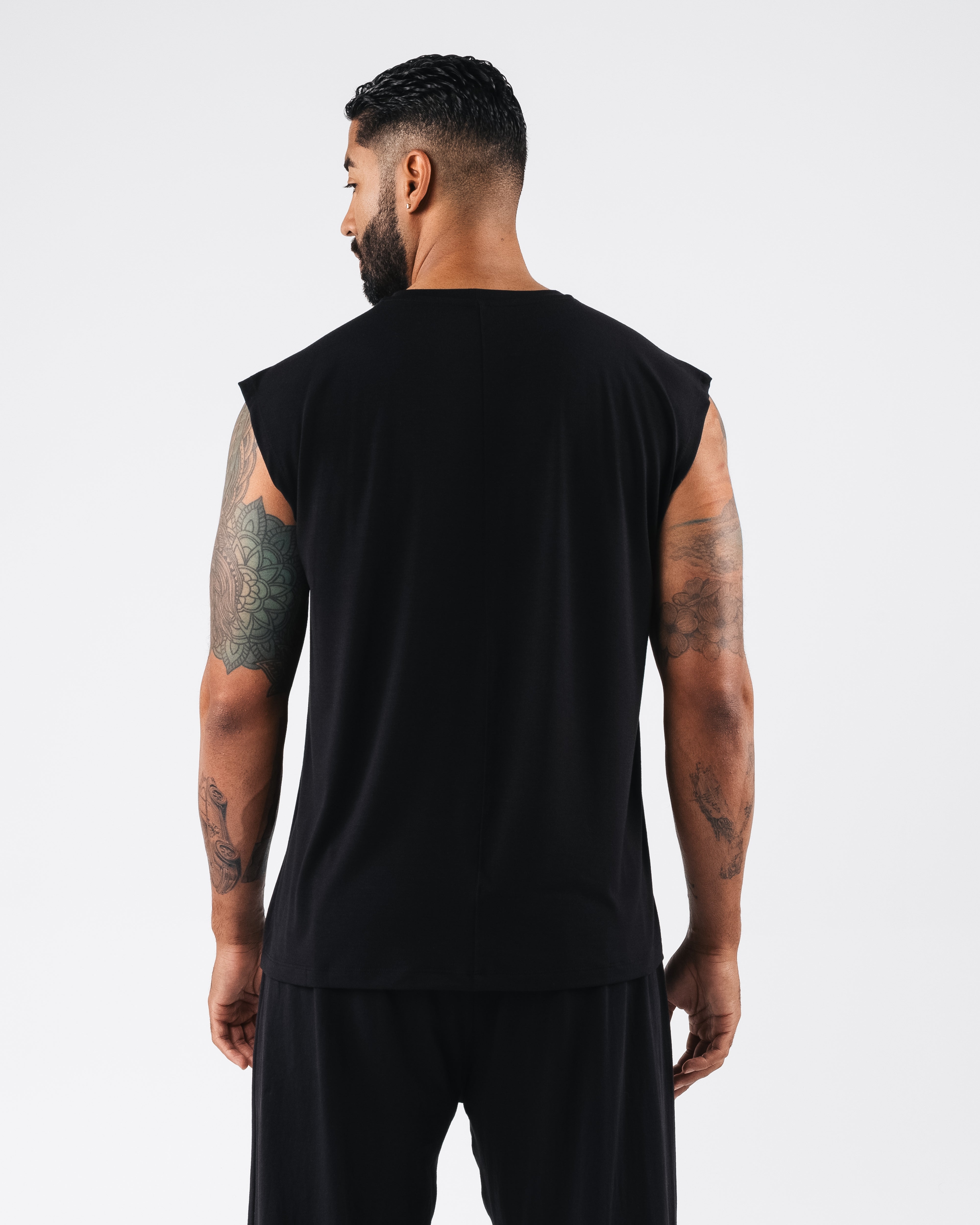 Zero Accent Tank Top for Women - Soft & Comfortable Black Basic Camisole - Perfect for Layering, Casual Wear & Summer Outfits