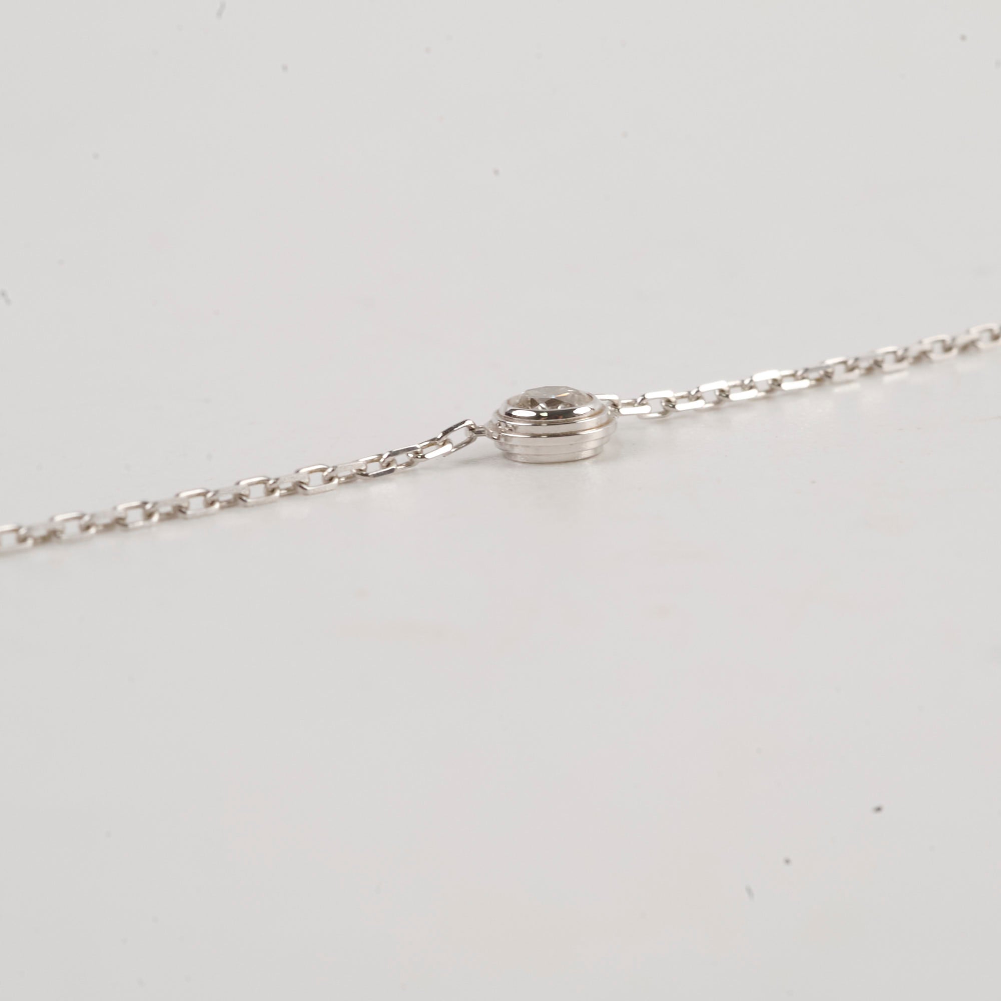 Carrier Large Model D'amour Necklace in White Gold - Elegant Jewelry for Women, Perfect for Weddings, Anniversaries & Romantic Gifts 2022