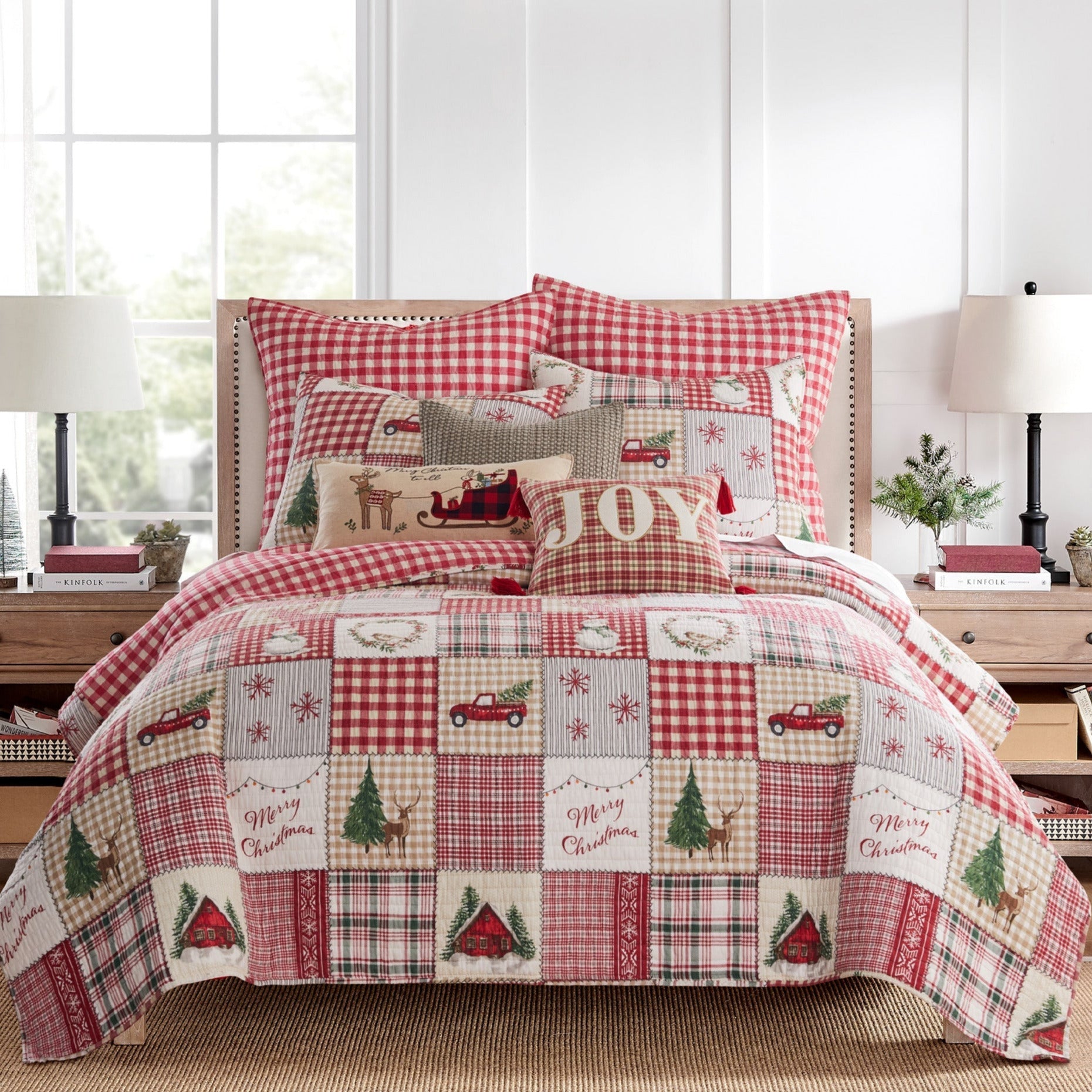 Cozy Christmas Quilt Set - Festive Holiday Bedding for Winter Decor - Perfect for Family Gatherings & Cozy Nights