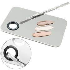 Professional Stainless Steel Makeup Mixing Palette with Spatula - 2 in 1 Set for Foundation, Concealer & Cream Blending (Silver) - Perfect for Makeup Artists & DIY Beauty Enthusiasts at Home Salon