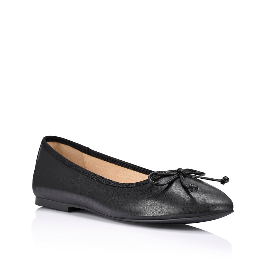 Elegant Black Ballerina Ballet Flats for Women - Smooth & Comfortable - Perfect for Dance, Work, and Casual Wear
