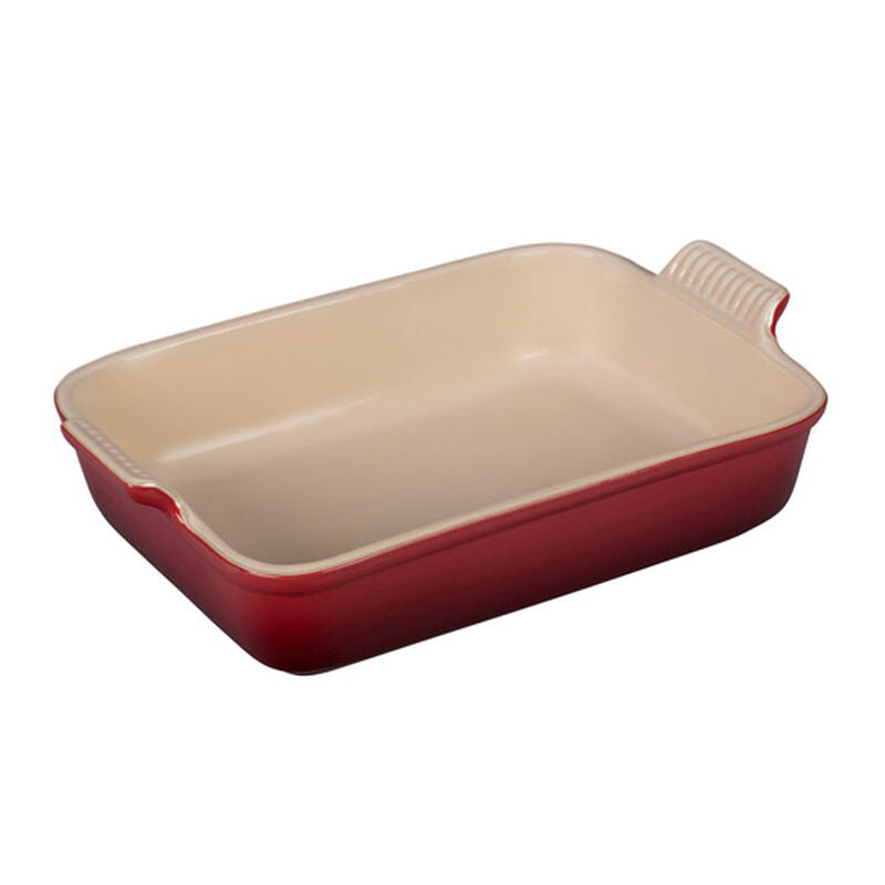 Le Creuset Heritage 2.3L Rectangular Baking Dish - Cerise Red | Premium Enameled Cast Iron Casserole | Oven, Grill & Tableware for Roasting, Serving & Entertaining