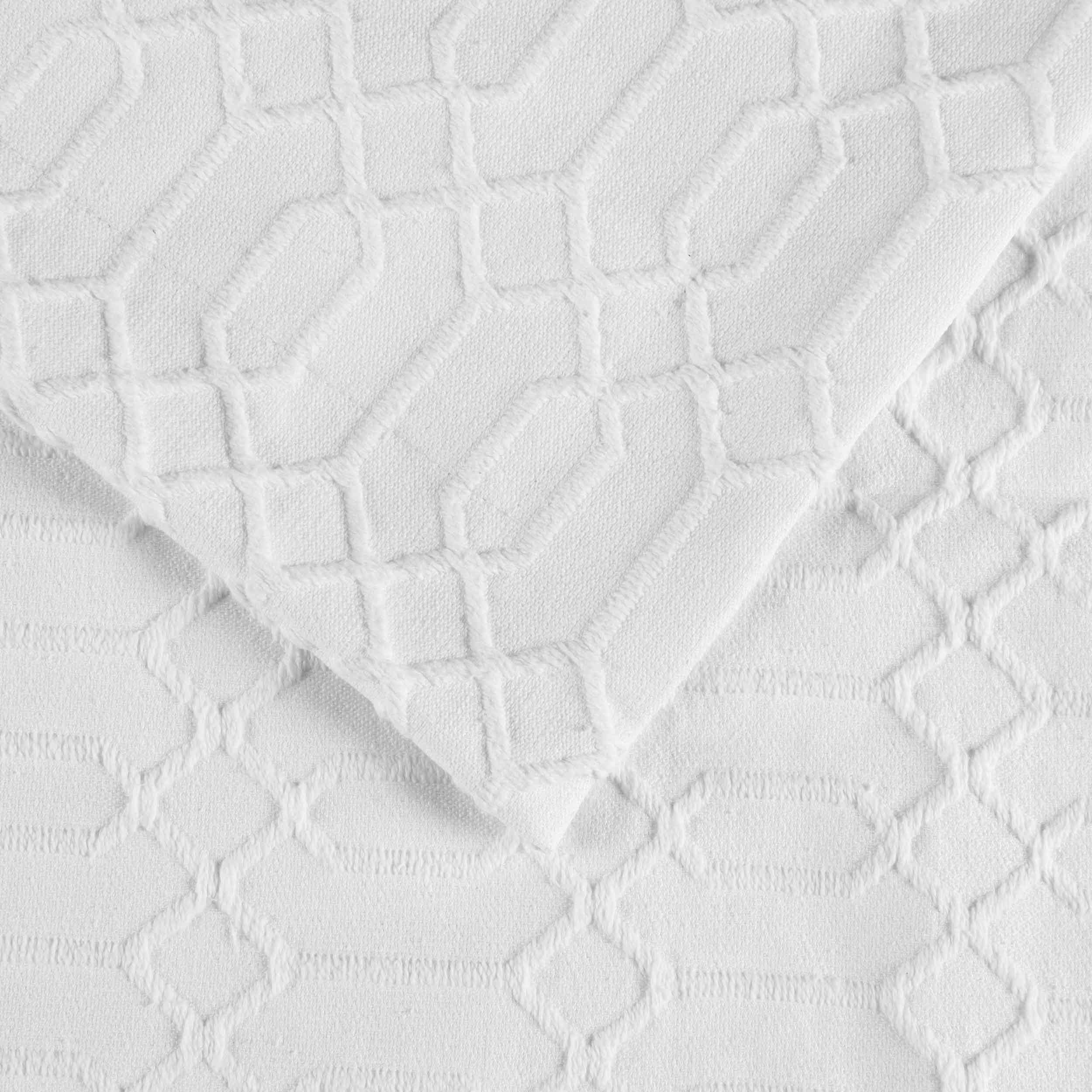 Remi Cotton Blend Jacquard Woven Geometric Fringe Bedspread Set - Queen Size Bohemian Style Bed Cover for Master Bedroom & Guest Room Decor