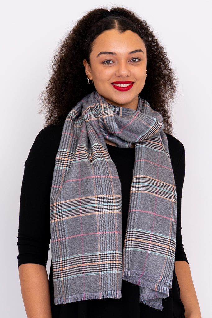 Light Grey Tartan Cozy Scarf - Soft Winter Fashion Accessory for Women & Men | Perfect for Cold Weather, Office & Outdoor Activities