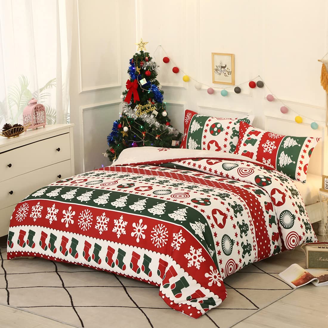 Premium Mengersi Christmas Snowflakes & Xmas Trees Duvet Cover King Size - Festive Holiday Bedding Set with Zipper Closure - Cozy Winter Home Decor for Bedroom (Green) - Perfect for Christmas Celebrations, Winter Home Styling & New Year Decorations