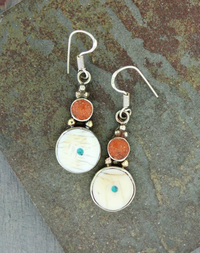 Handmade Conch Shell Tibetan Style Earrings for Women – Boho Ethnic Jewelry for Festivals, Weddings & Spiritual Ceremonies