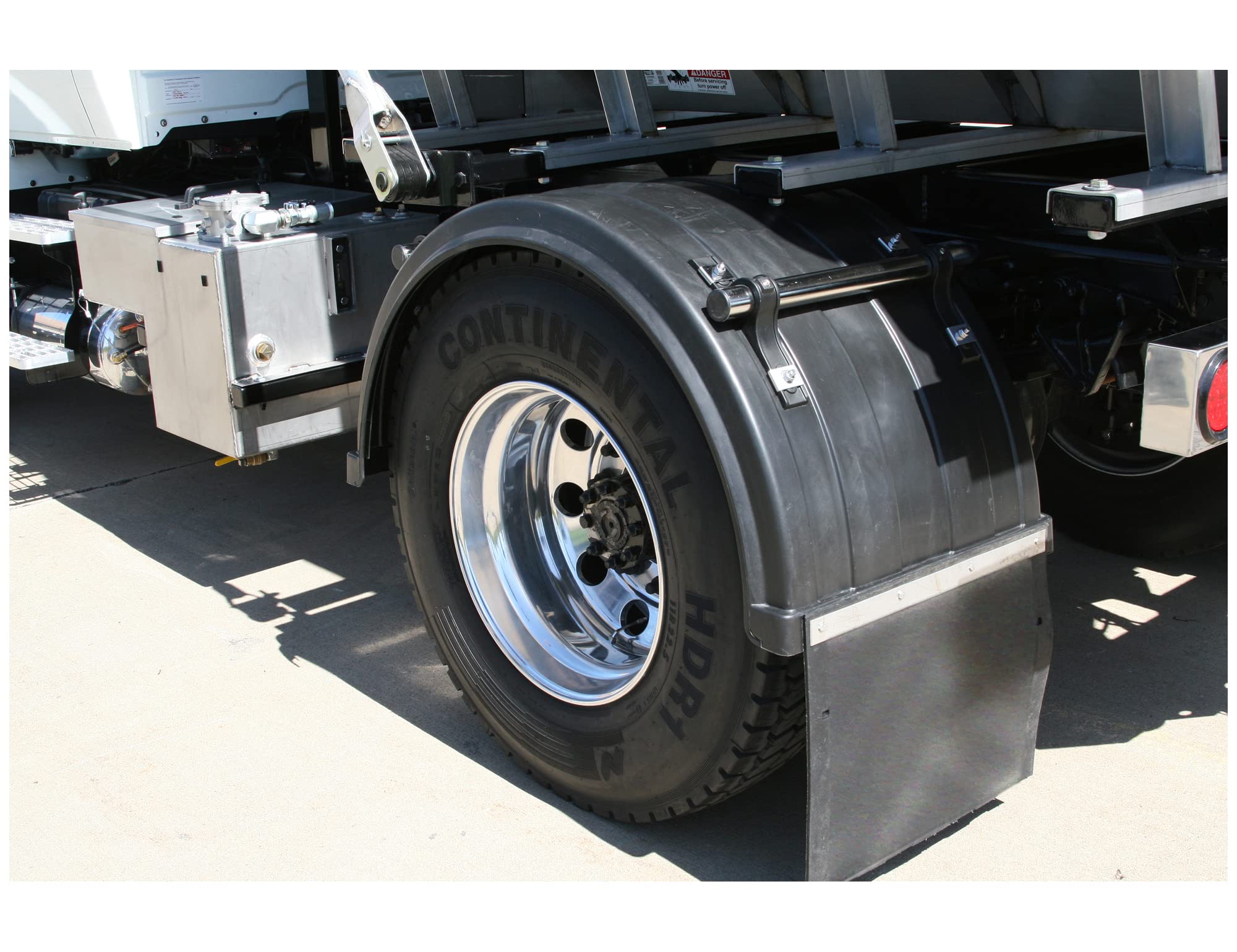 Buyers Products 8591000 Polymer Fender Mounting Kit - Heavy Duty Truck & Trailer Accessories for Secure Side Protection | Perfect for Semi Trucks, Commercial Vehicles & RV Trailers