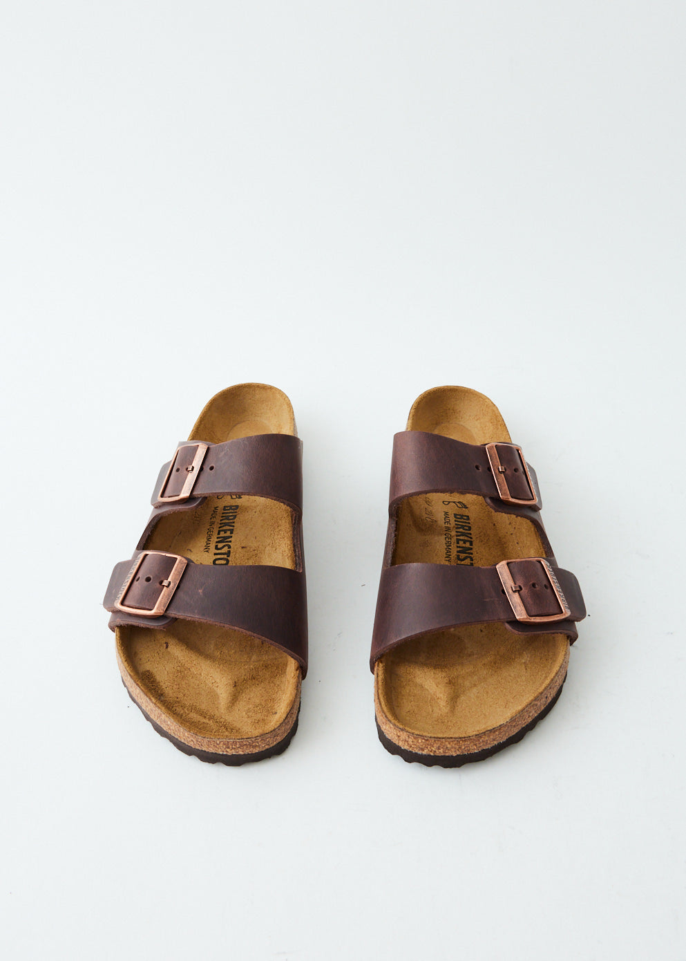 Arizona Regular Sandals for Women & Men - Comfortable Casual Leather Flip Flops - Perfect for Beach, Pool, and Summer Outdoor Activities
