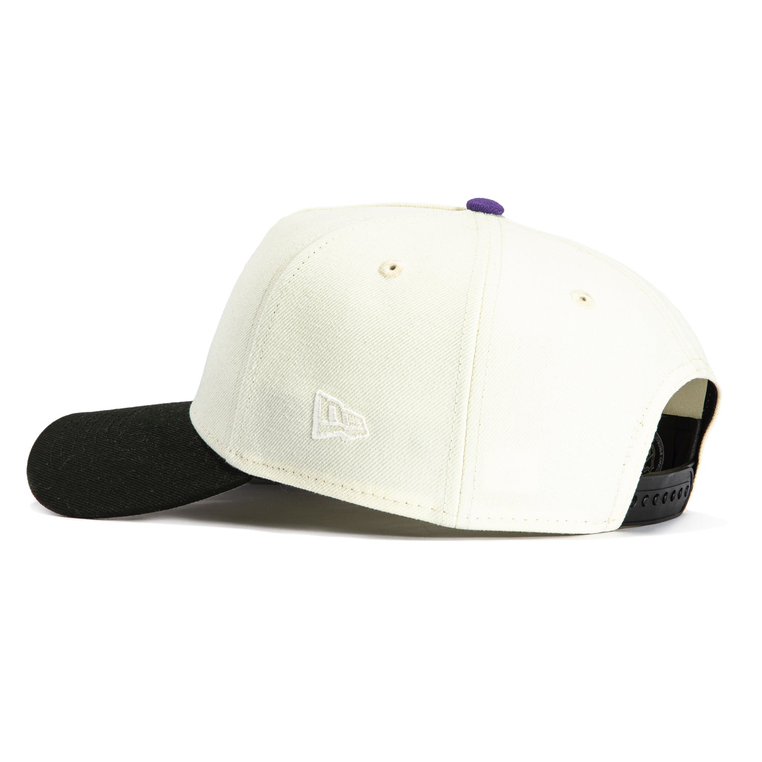 New Era 9Forty A-Frame LA Kings Snapback Hat - White & Black Adjustable Baseball Cap for Men & Women - Perfect for Sports Fans, Streetwear & Casual Outfits