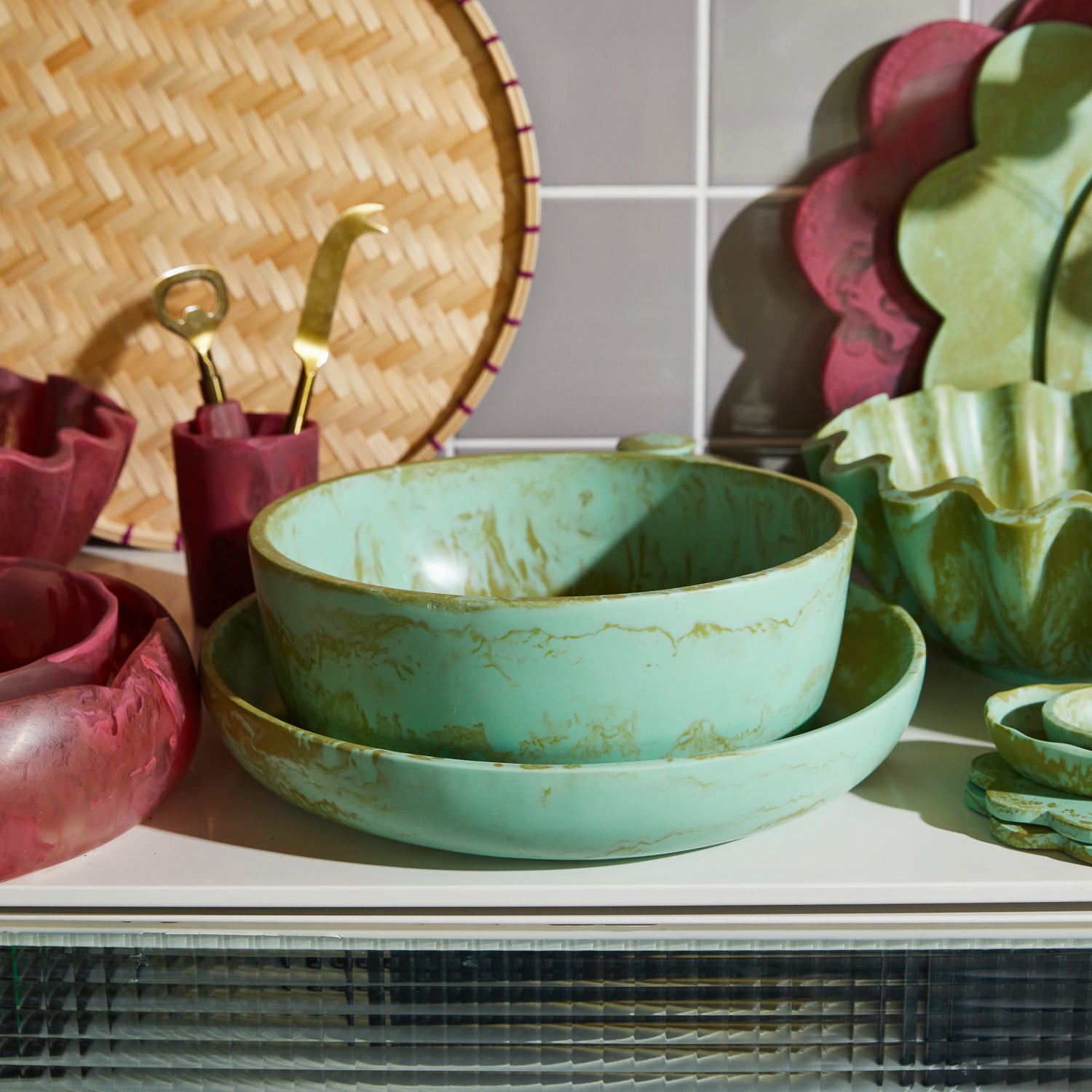 Mazzinni Artichoke Bowl - Premium Ceramic Serving Bowl for Salads, Pasta & Appetizers - Elegant Home Dining & Party Serving Dish
