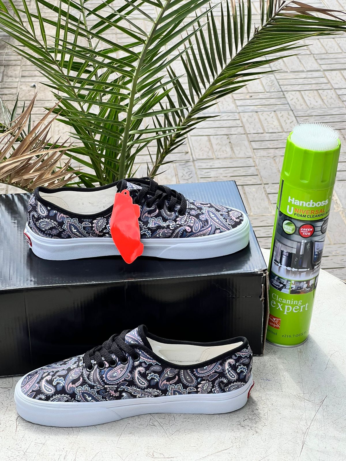 Vans Paisley Print Canvas Sneakers for Men & Women - Stylish Floral Pattern Slip-On Shoes for Casual Wear, Skateboarding & Street Fashion