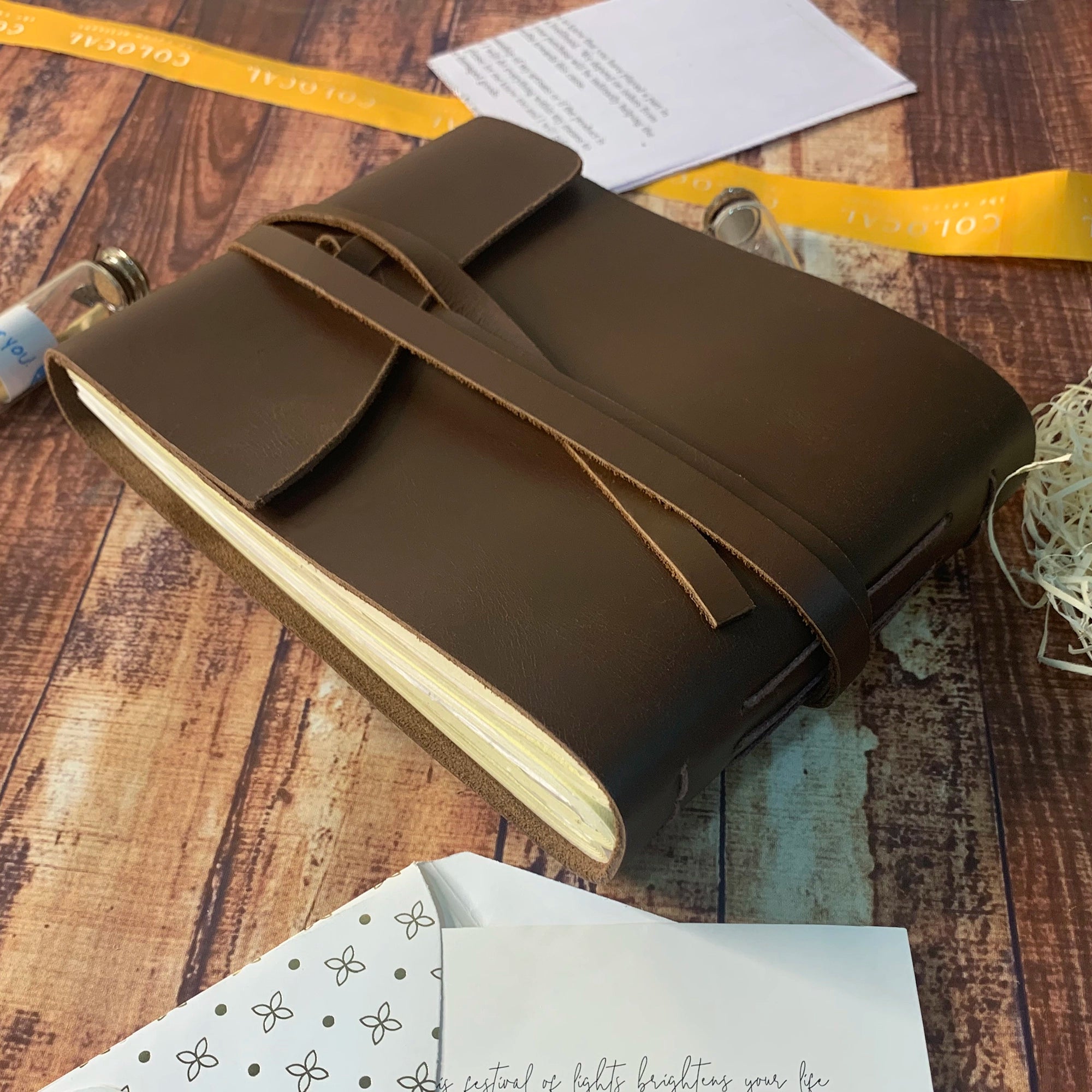 Tuscan Style Medium Photo Album - Handmade Leather Scrapbook for Wedding, Travel & Family Memories - Perfect for Gifts & Keepsakes