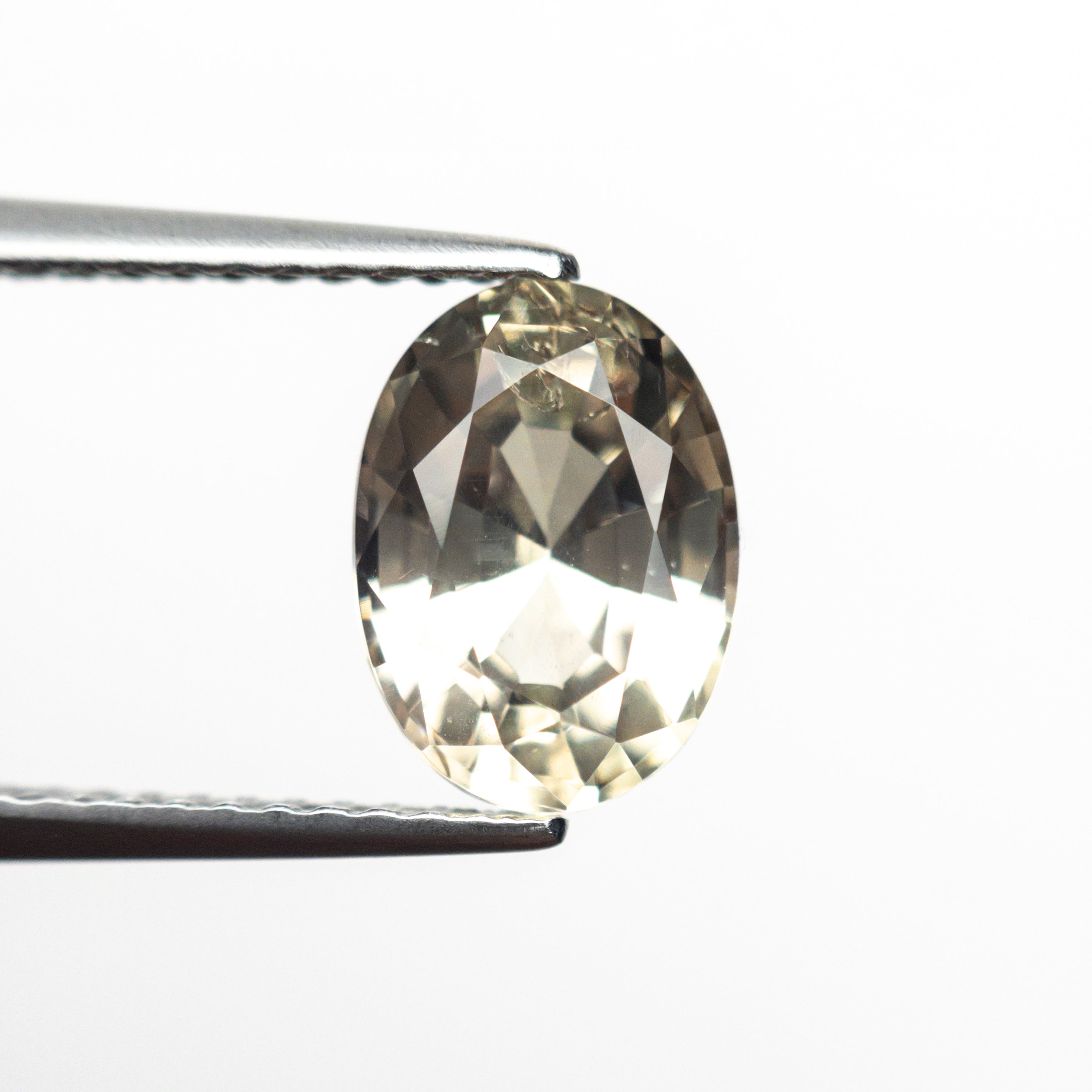 2.22ct Oval Brilliant Sapphire Gemstone - 9.03x6.65x4.54mm Natural Blue Sapphire for Engagement Rings & Jewelry Making