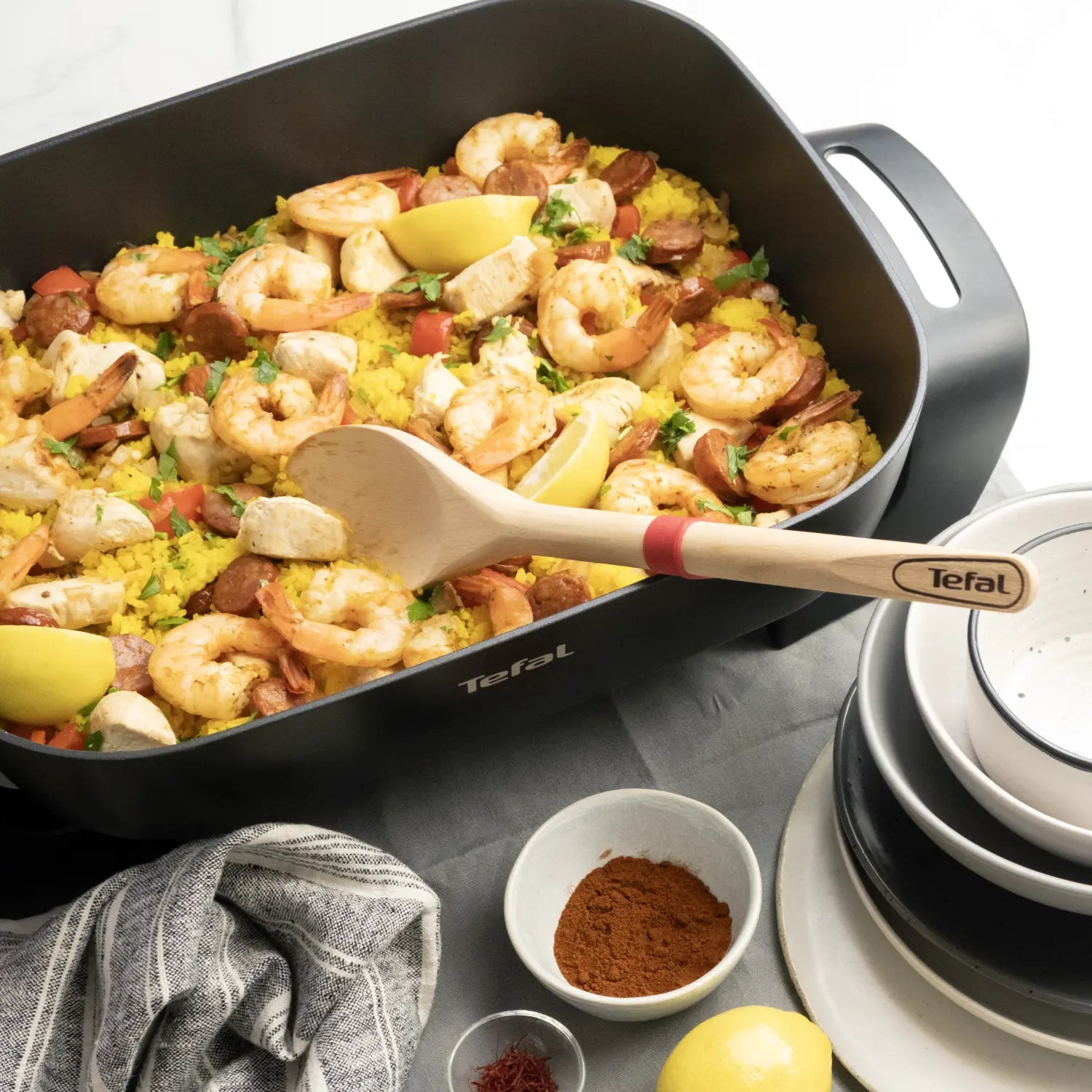 Tefal KC6018 Easy Banquet Electric Frypan - Large Nonstick Skillet for Frying, Sautéing & Cooking - Perfect for Family Dinners & Holiday Meals