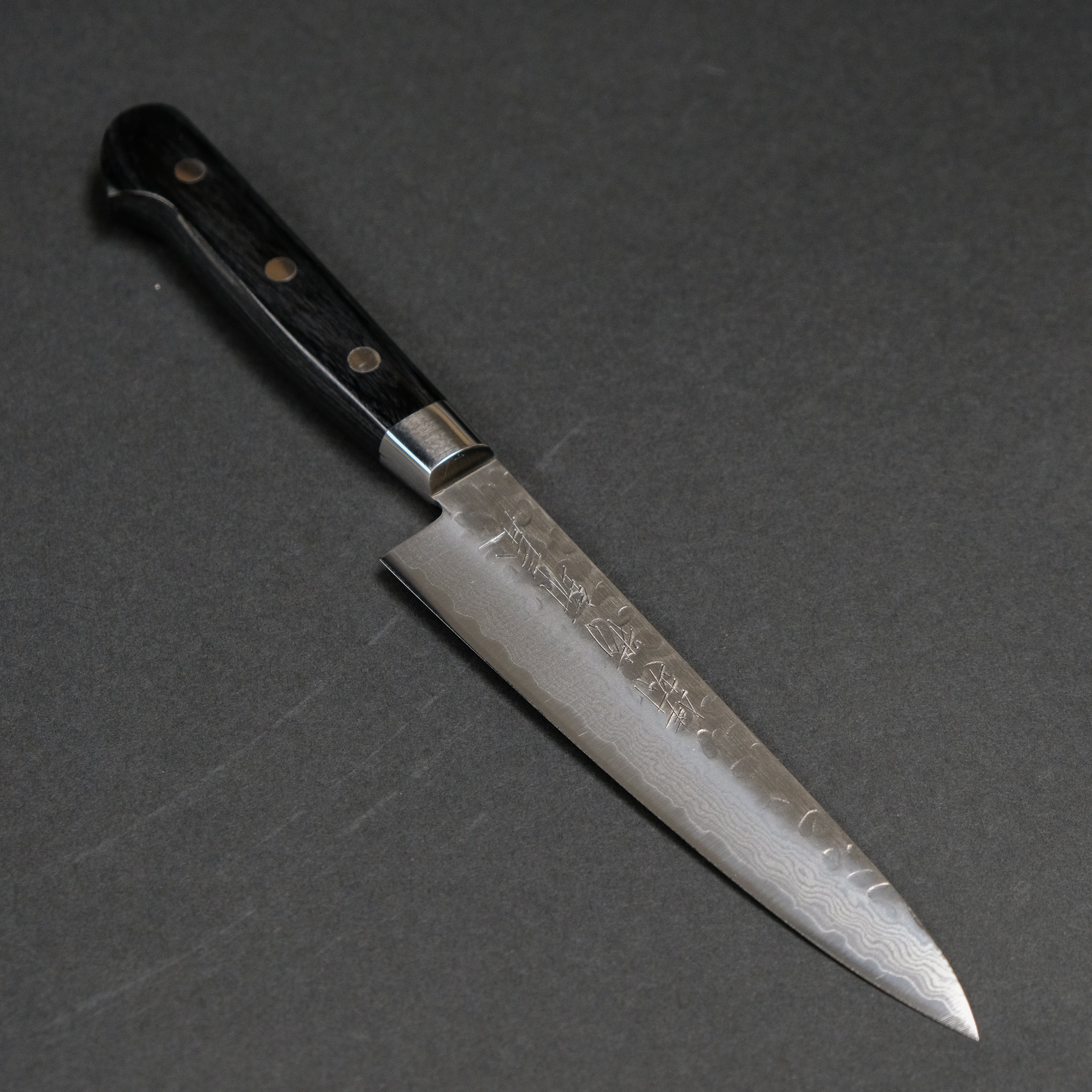 Hitohira Imojiya ST Tsuchime Damascus Petty Knife 135mm - Pakka Wood Handle (Yo Handle) - Japanese Chef Knife for Precision Slicing, Peeling & Garnishing