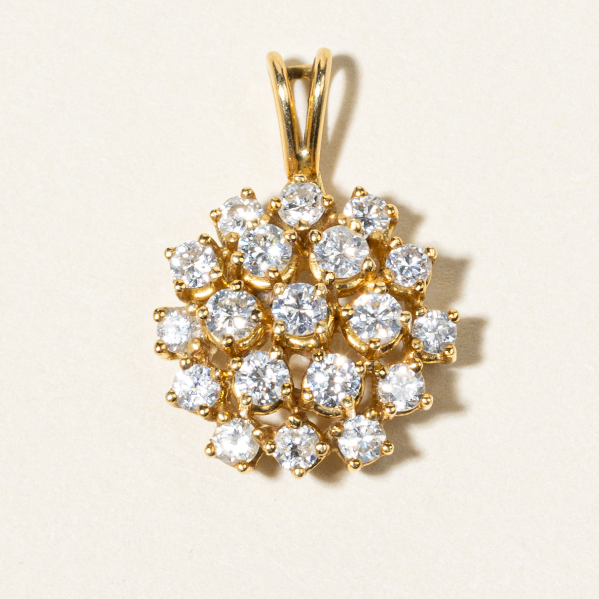 18K Yellow Gold Diamond Cluster Pendant Necklace - 1.05 Carat Total Weight (CTW) - Elegant Jewelry Gift for Women, Perfect for Weddings, Anniversaries & Special Occasions