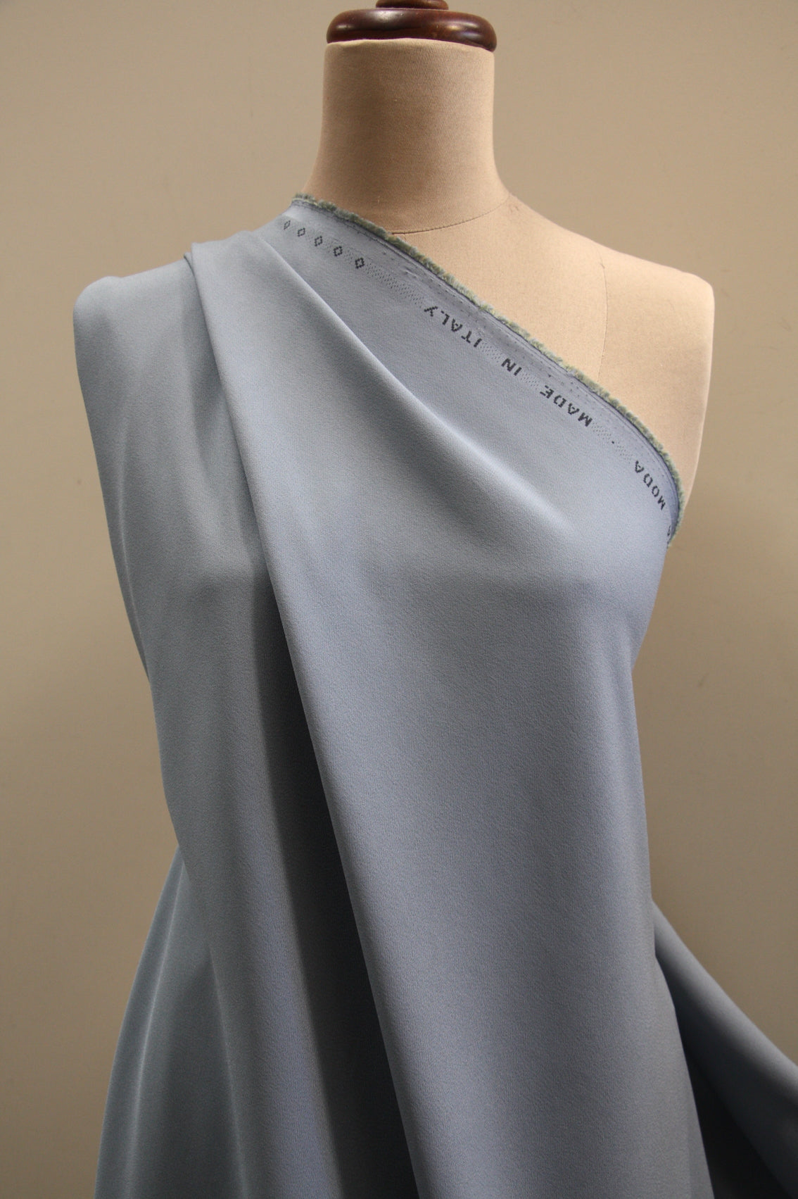 Luxury Cady Metallo Satin Backed Crepe Fabric - Premium Dressmaking Material for Evening Gowns & Formal Wear
