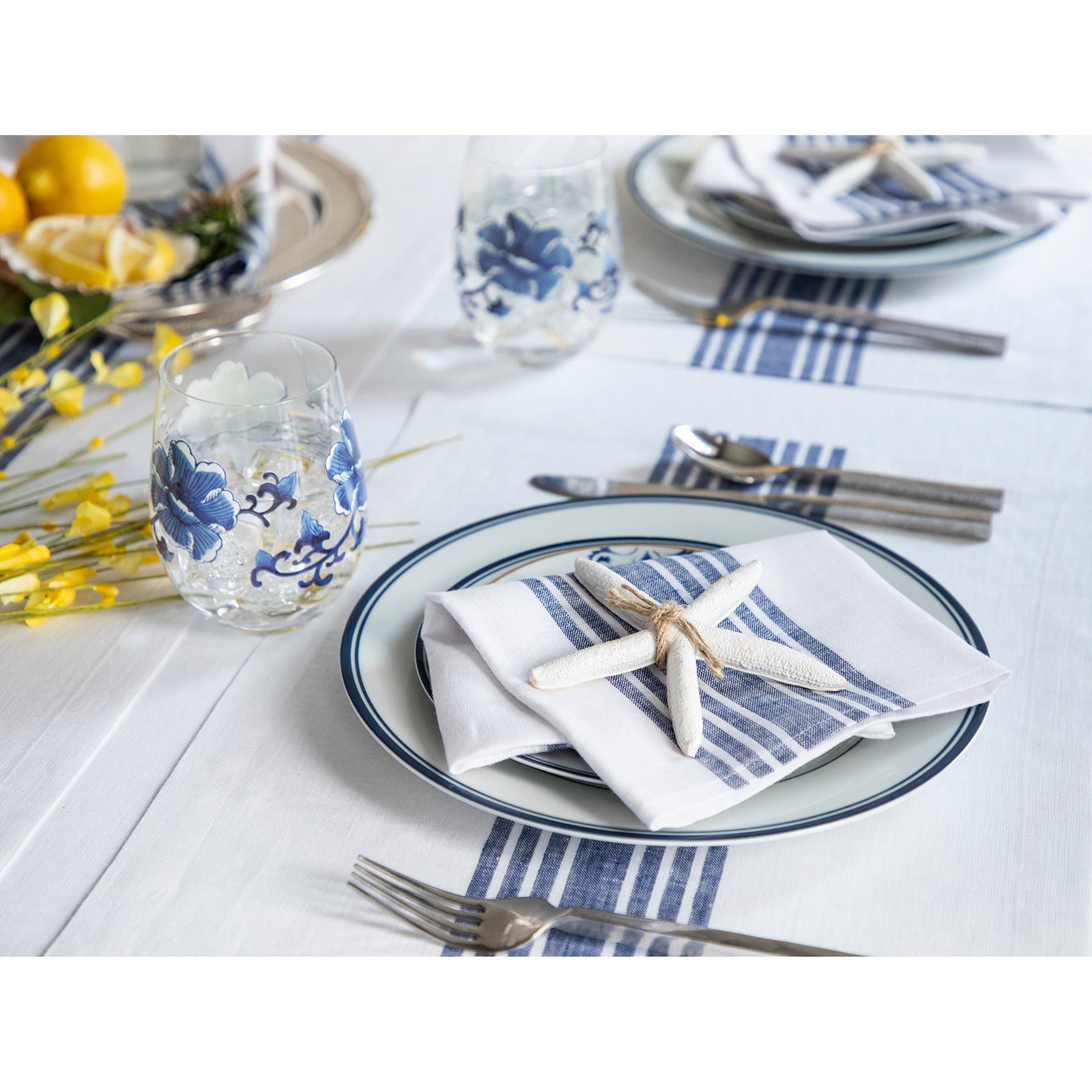 Farmhouse Style Cotton Napkins - Set of 4 for Dining, Kitchen & Party Decor - Rustic Table Linens for Everyday Use & Special Occasions
