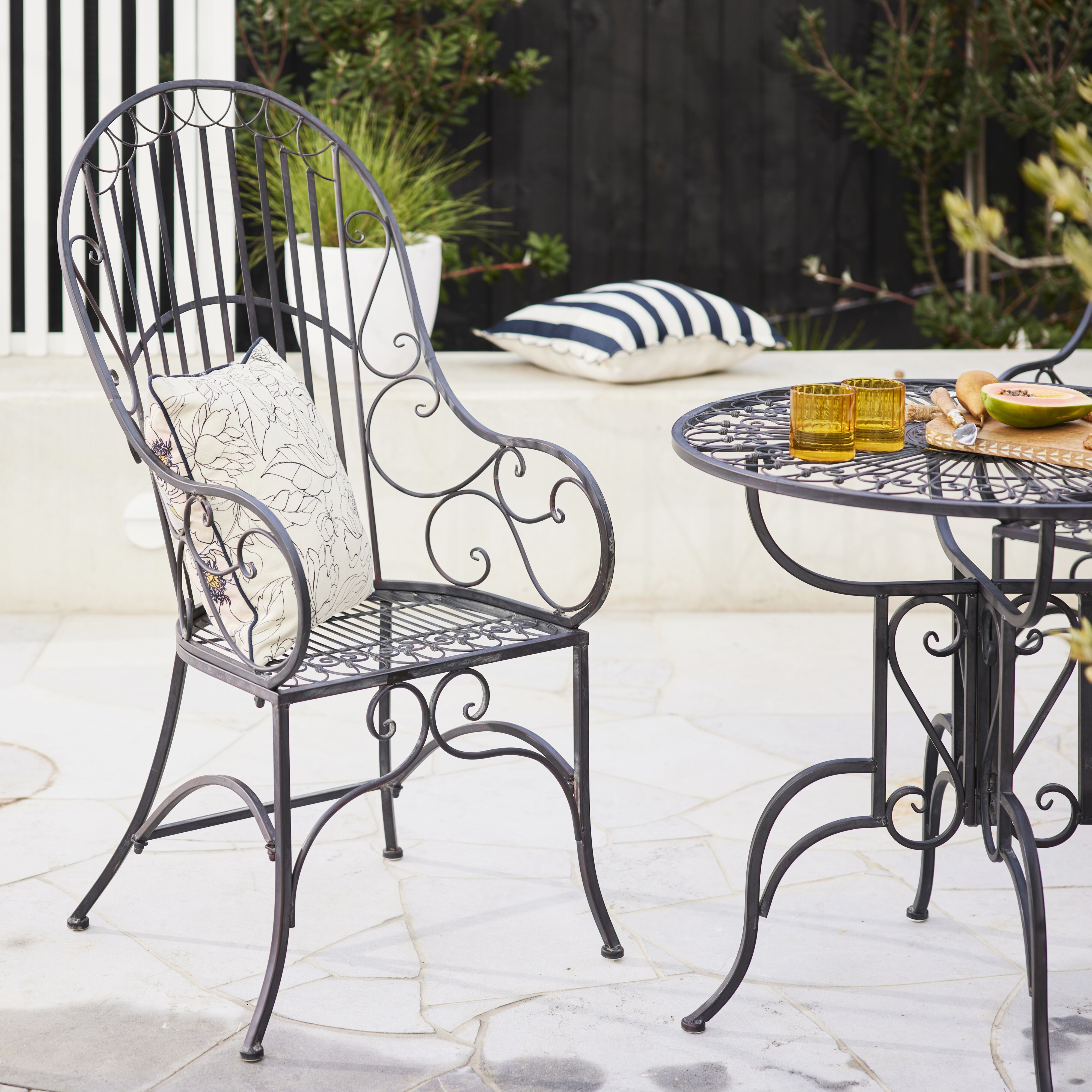 Arles Outdoor Garden Patio Table - Black Metal Dining Table for Backyard, Deck, Poolside - Weather-Resistant & Durable