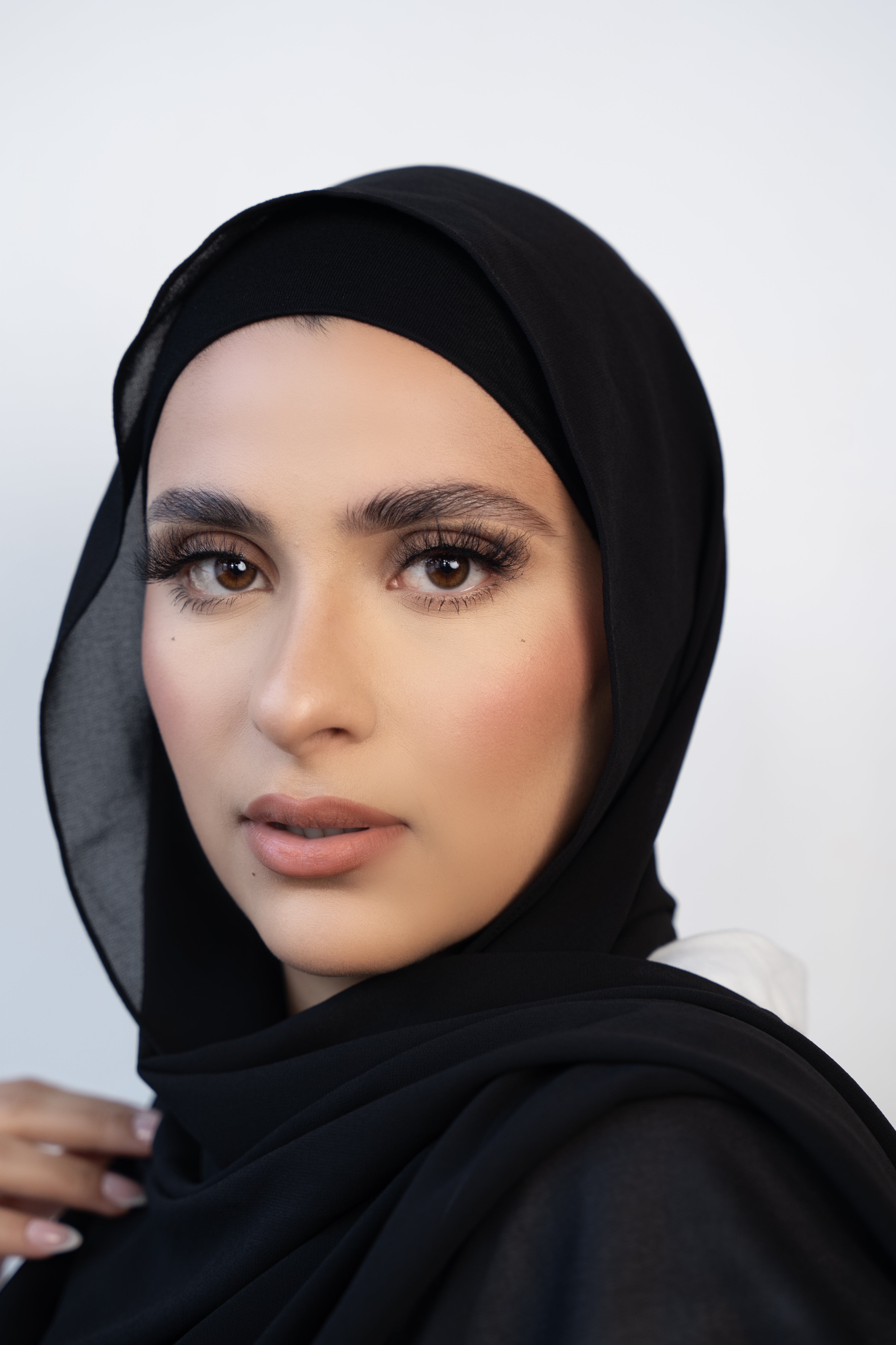 Elegant Chiffon Hijab Set for Women - Soft & Lightweight Muslim Scarf - Perfect for Daily Wear, Prayer, and Special Occasions