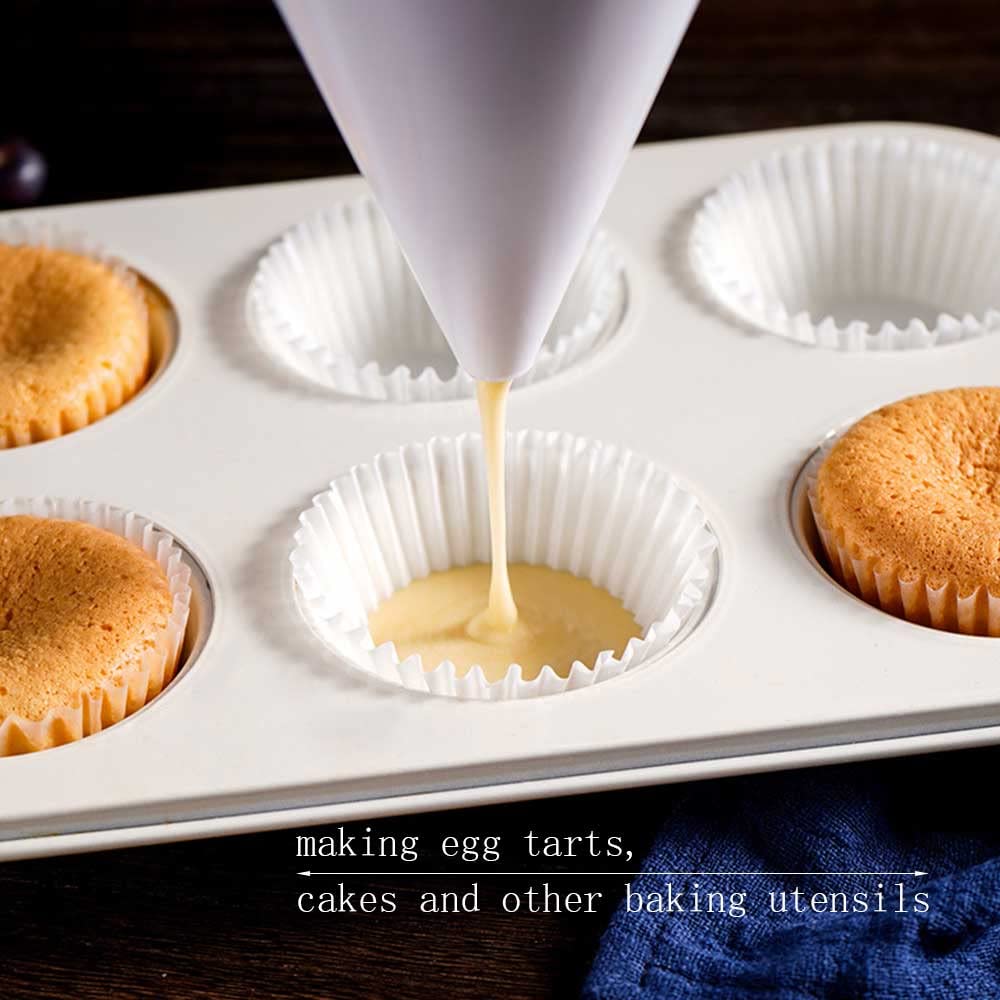 **Pancake Batter Dispenser - Handheld Funnel Dispenser for Buttercream Frosting & Chocolate - Perfect for Baking, Pancakes, Cupcakes & DIY Desserts**