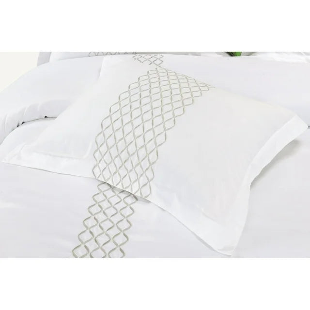 Hannah Geometric Embroidered Solid Duvet Cover Set - Queen Size Bedding Set with Pillowcases - Modern Boho Chic Home Decor for Master Bedroom & Guest Room