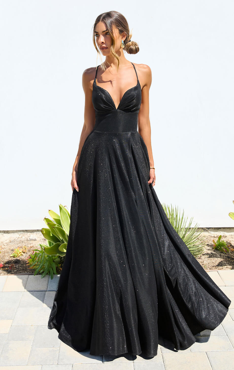 Elegant Gwyndolyn Gown - Shimmering Lace Up Back Long Evening Dress for Prom, Wedding & Special Occasions