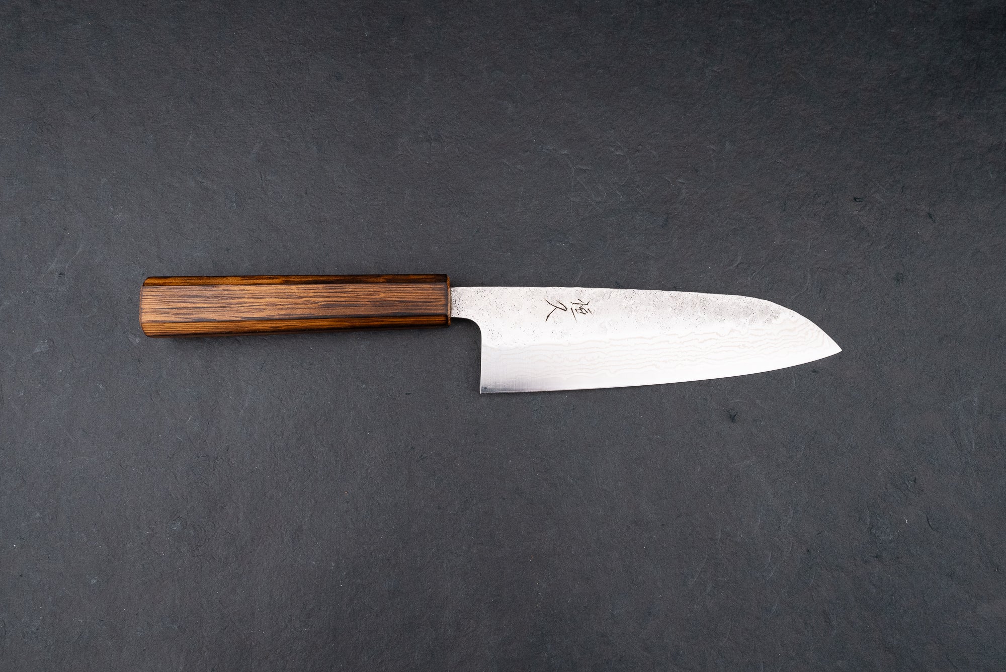 Tsunehisa 440C Sanjuichi Tsuchime Damascus Santoku Knife 165mm - Premium Japanese Kitchen Knife for Slicing, Dicing & Chopping Vegetables, Meat & Fish - Perfect for Home Chefs & Professional Kitchens