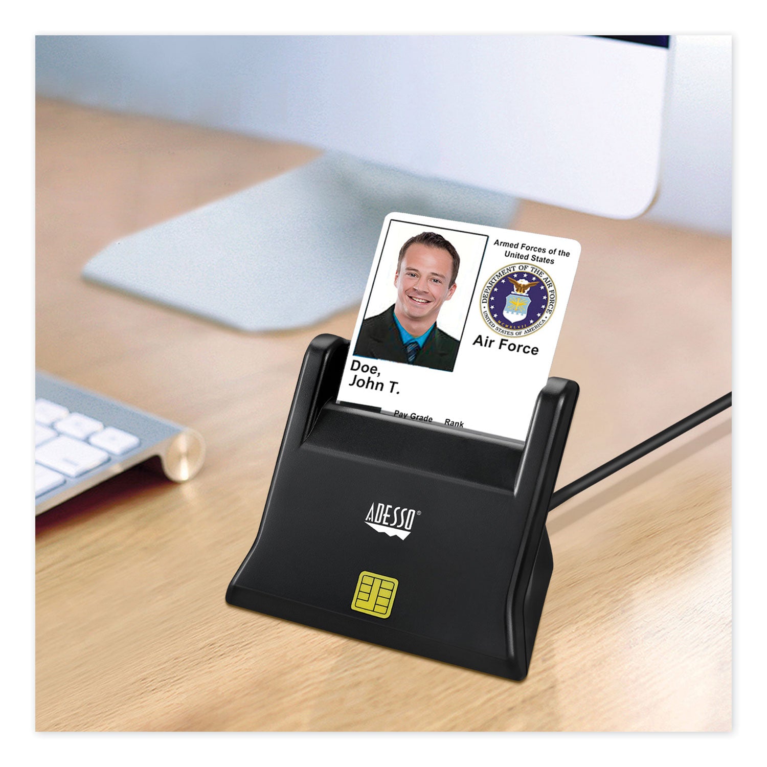 Adesso SCR 300 USB Smart Card Reader - Compact & Secure Credit Card Reader for Banking, ID Verification & Secure Login (Works with Windows & Mac) - Perfect for Online Banking, Government Services & Office Security
