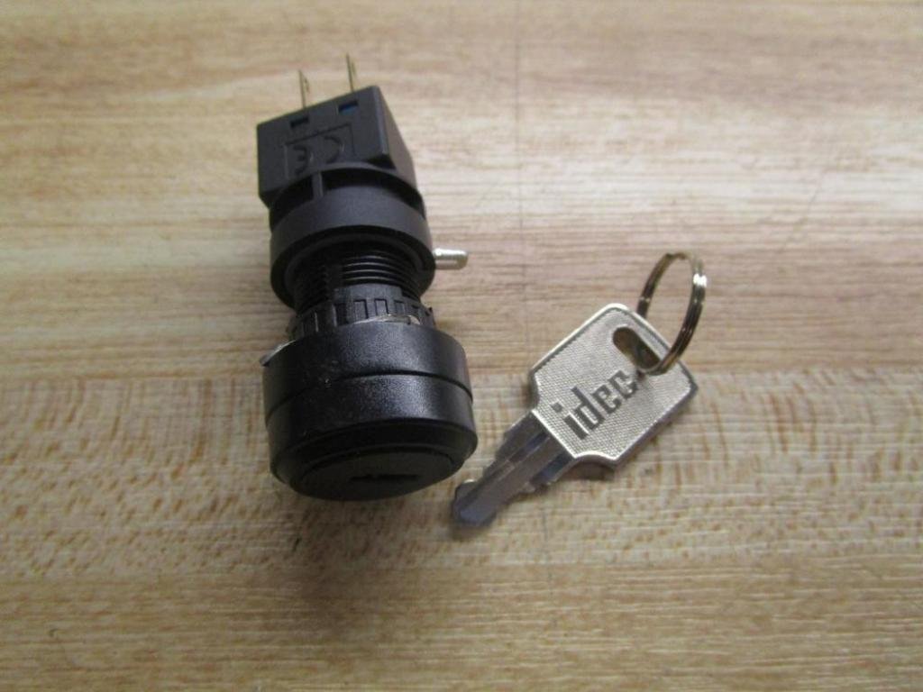 IDEC HA1K-2C2B 16mm 2-Position Maintained DPDT Switch with Gold Contacts - H6 Series Key Operator Selector Switch, Round Bezel, Solder/TAB Terminal - Perfect for Industrial Control Panels, Machinery, and Electrical Equipment