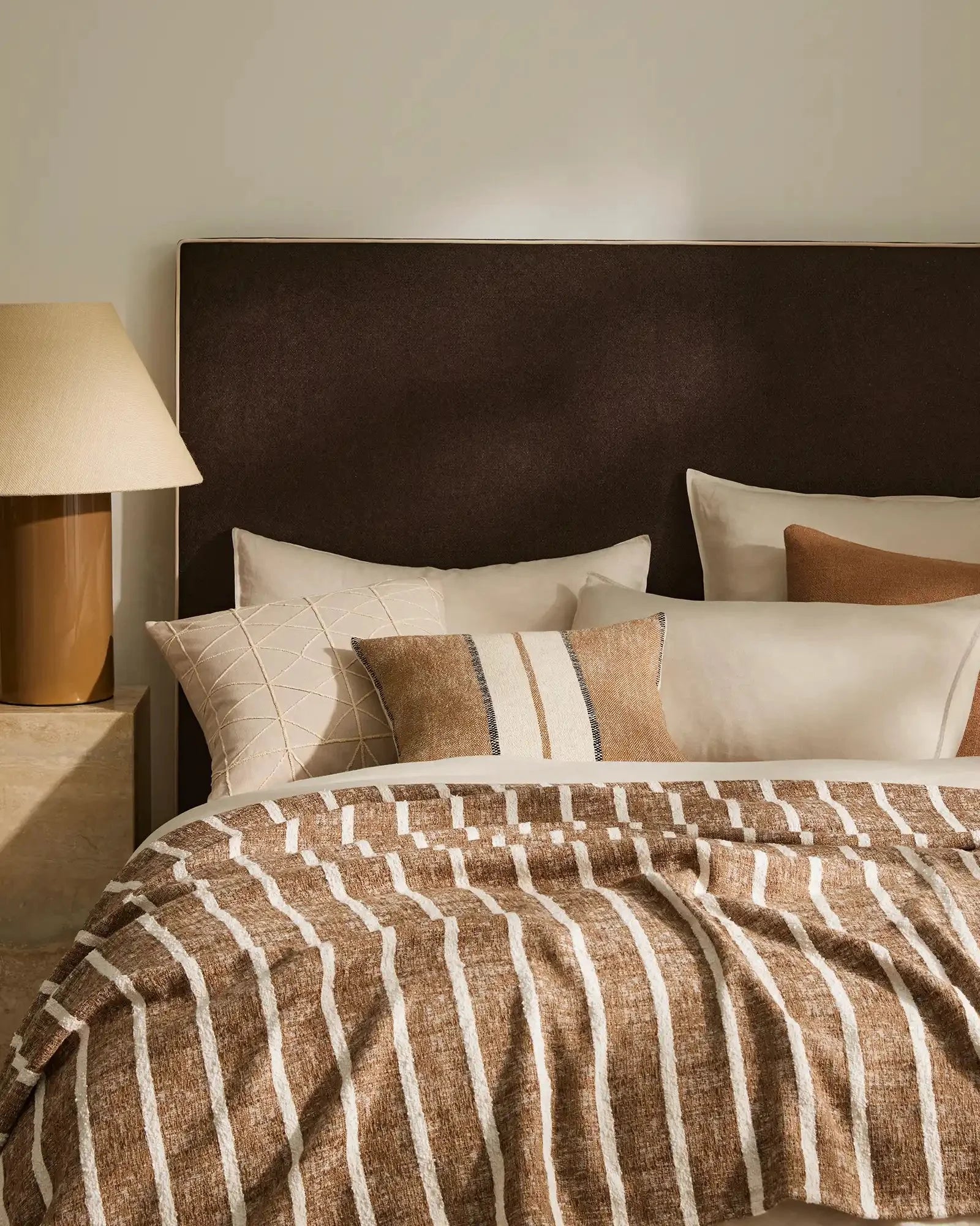 Piazza Throw Hazel - Soft & Cozy Knit Blanket for Home Decor, Living Room, Bedroom - Perfect for Snuggling, Gifts & Winter Warmth