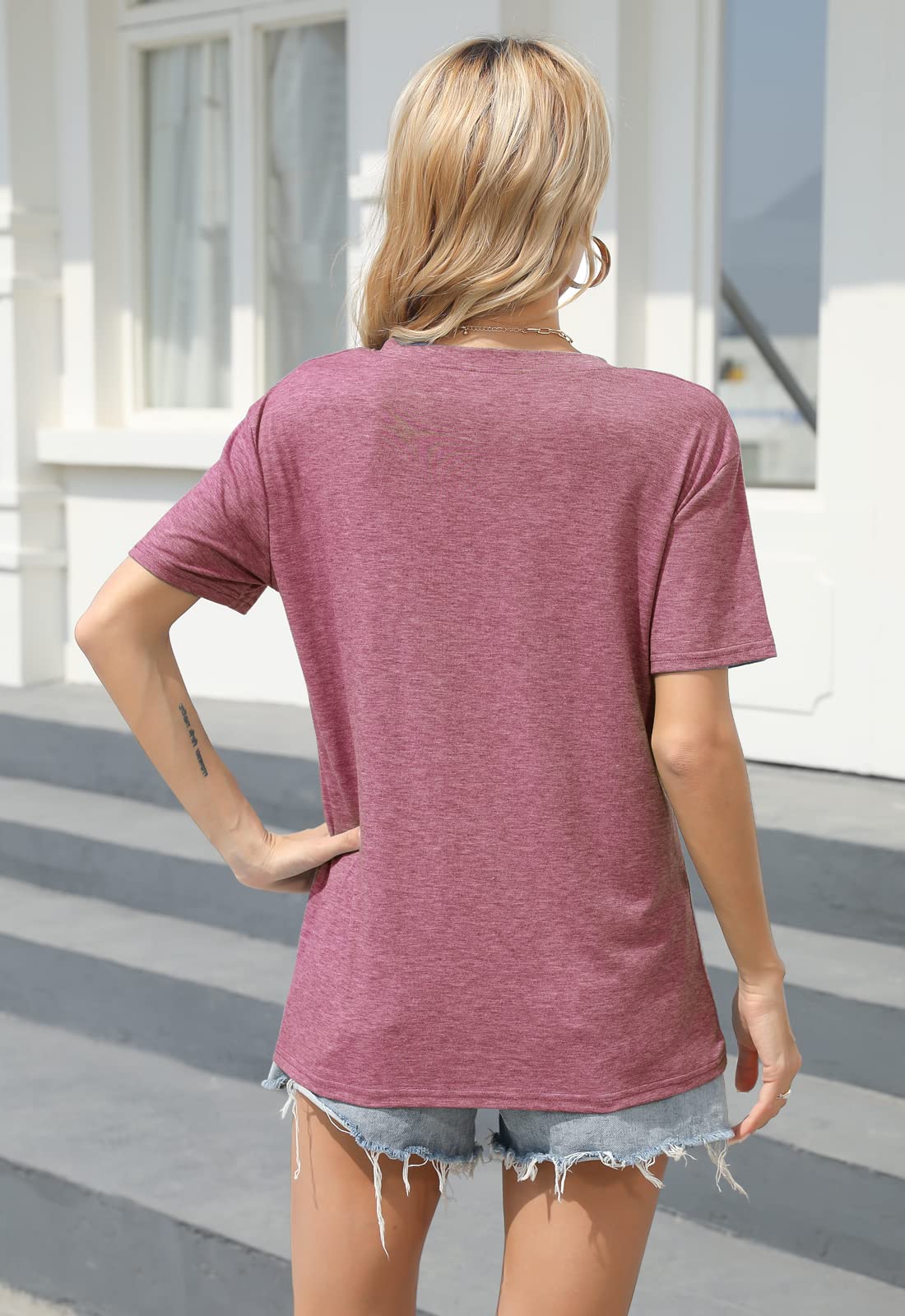 Be Kind Graphic T-Shirts for Women - Short Sleeve Summer Casual Tee - Loose Fit Teacher Shirts - Perfect for Classroom, Work, and Everyday Wear