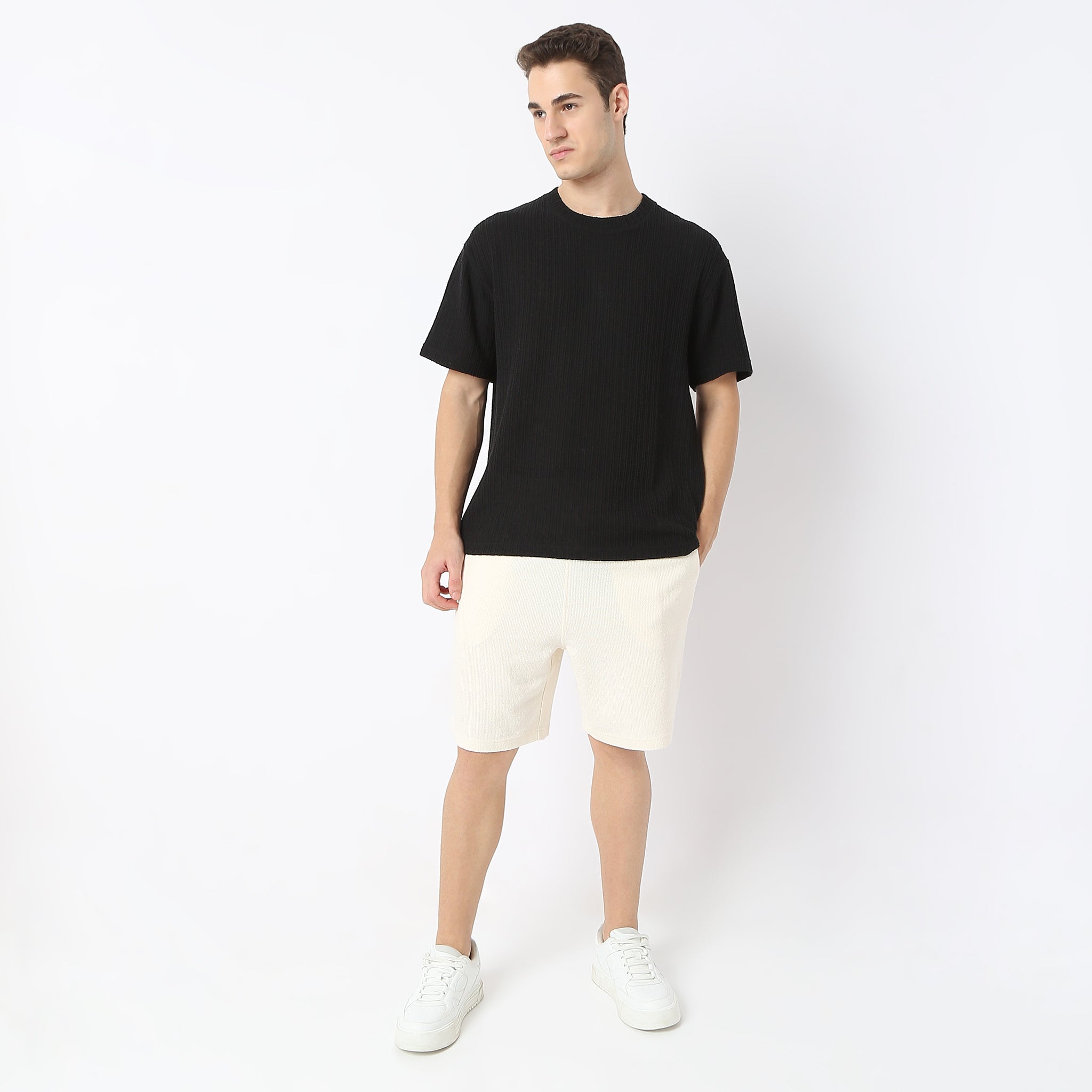 Baggy™ Tee - Oversized Structured Baggy T-Shirt for Men & Women | Trendy Streetwear Fashion | Perfect for Casual Outfits, Layering & Urban Style