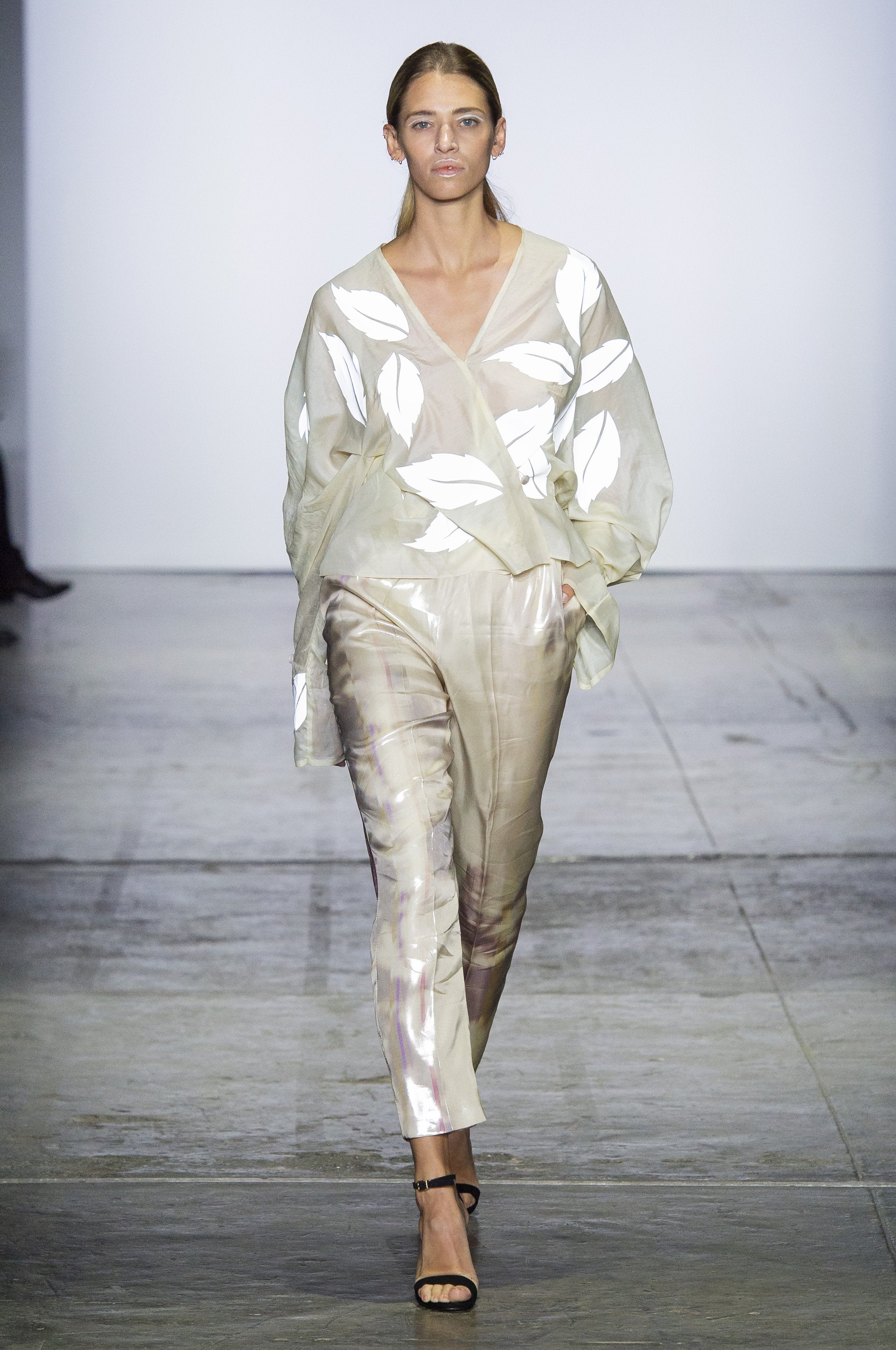 Yufash Liquid Metal Print Trousers - High Waist Stretch Pants for Women | Fashionable Metallic Shine Leggings | Perfect for Night Out, Party & Streetwear