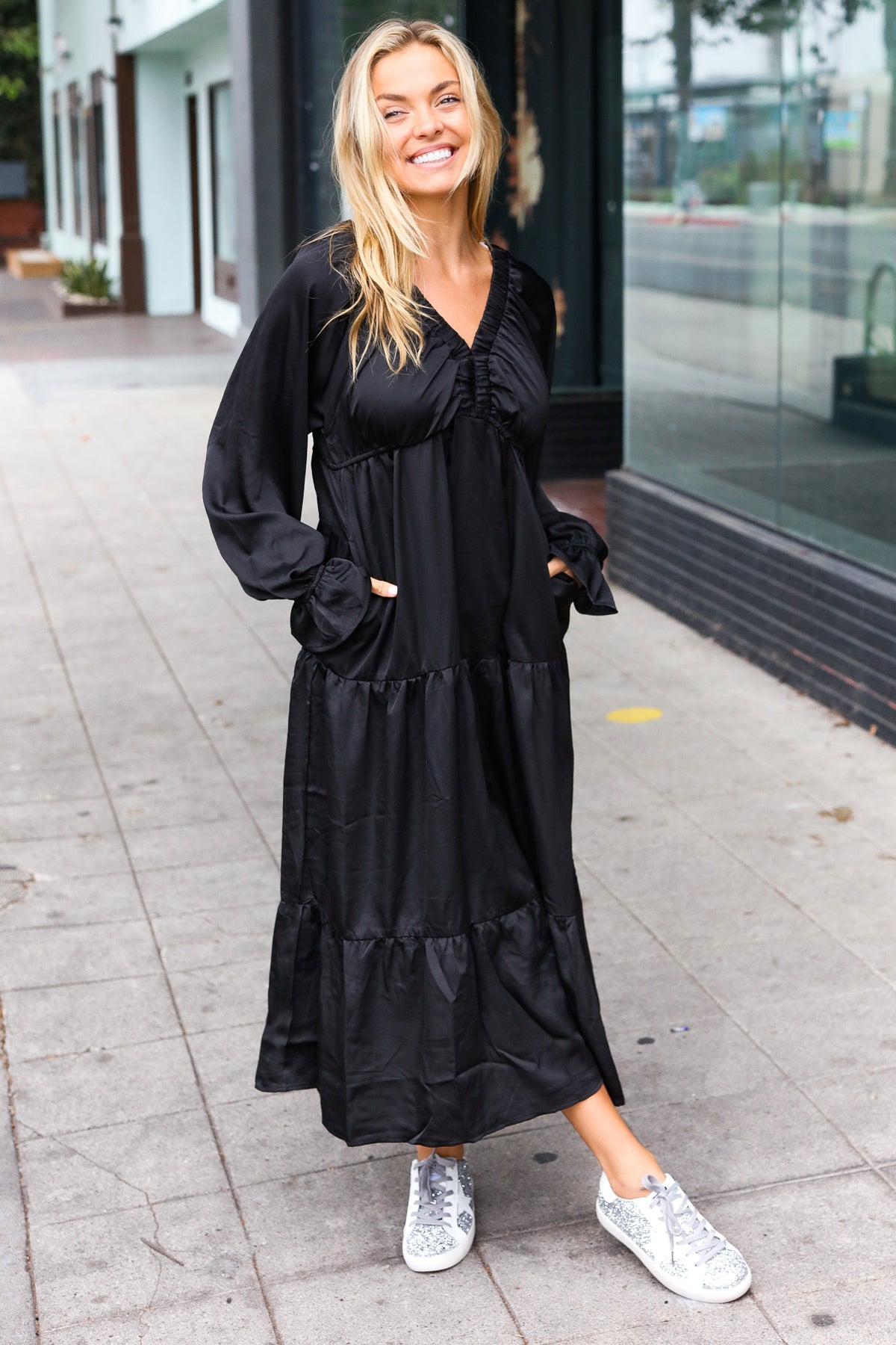 Elegant Black Elastic V-Neck Tiered Satin Maxi Dress for Women - Perfect for Evening Parties, Weddings & Special Occasions