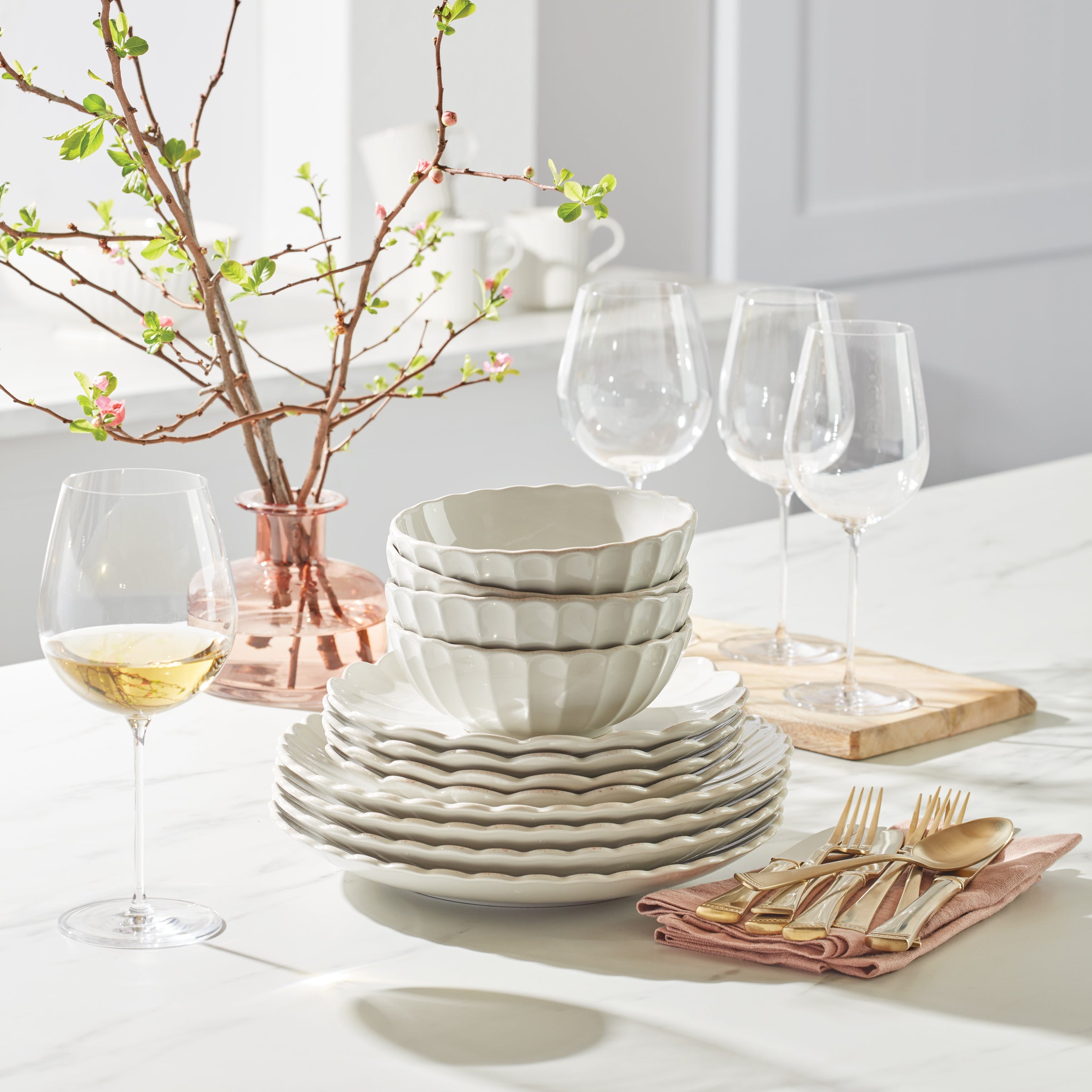 Elegant French Perle Scallop 12-Piece Dinnerware Set - Premium Porcelain Tableware for Formal Dining, Entertaining & Special Occasions
