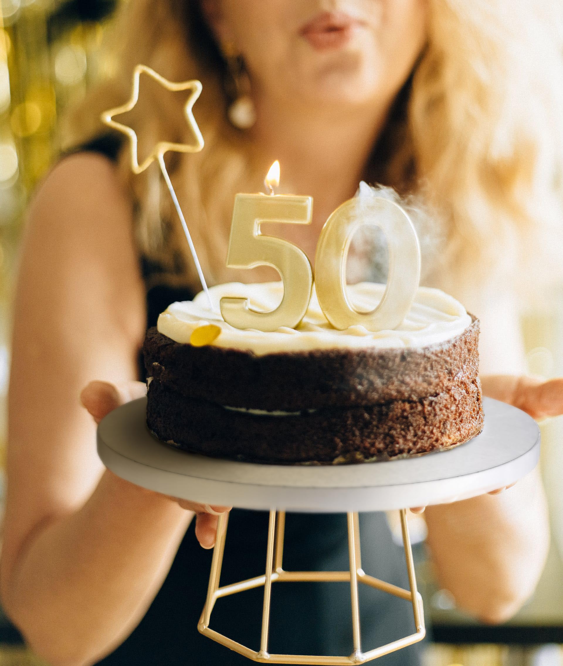 14 Inch Round White Cake Drums (6-Pack) - 1/2 Inch Thick Sturdy & Greaseproof Cake Boards with Banner Topper for Birthday, Wedding & Multi-Tiered Cakes | Perfect for Professional Baking, Party Decorations & Dessert Displays by GoldenBakeryFamily