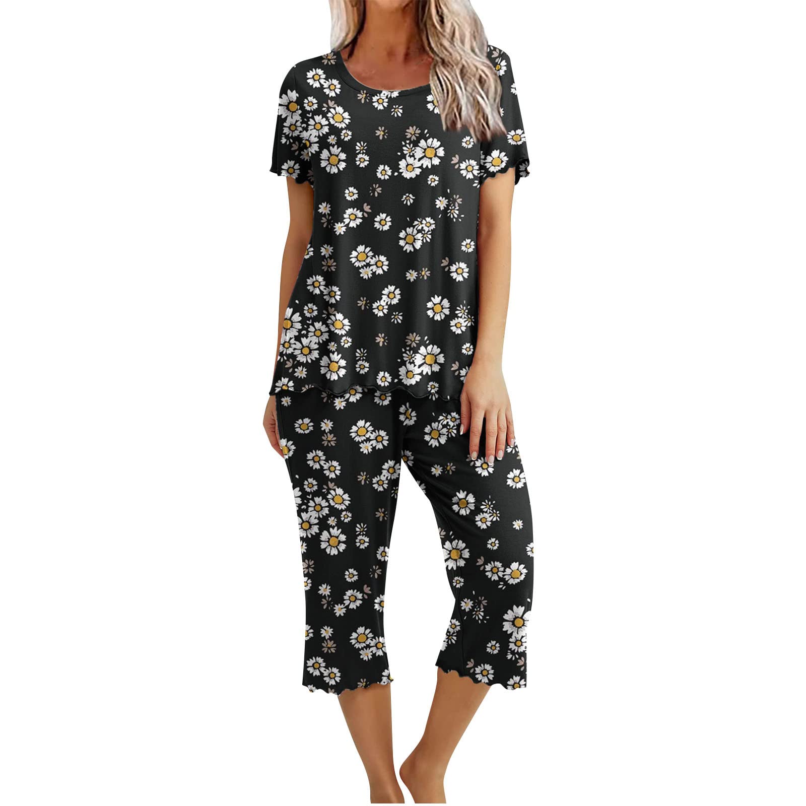 Kinrui Women's Capri Lounge Set - Short Sleeve Round Neck Top & Capri Pants 2-Piece Bohemian Pajama Outfit | Comfortable Sleepwear for Home, Yoga & Relaxation